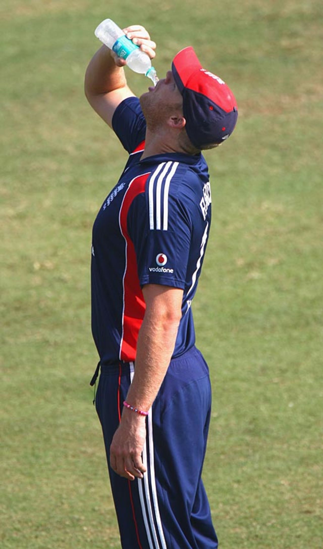 Andrew Flintoff feels the heat, Mumbai Cricket Association President's XI v England XI, Mumbai, November 11, 2008