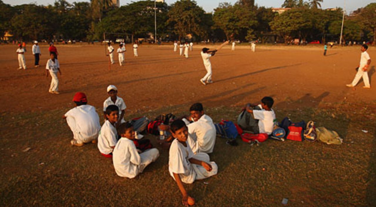 Kids play at the Shivaji Park, Mumbai, November 14, 2008
