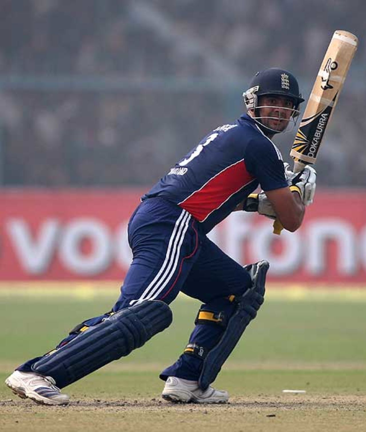 Owais Shah contributed 40 from No. 6, India v England, 3rd ODI, Kanpur, November 20, 2008