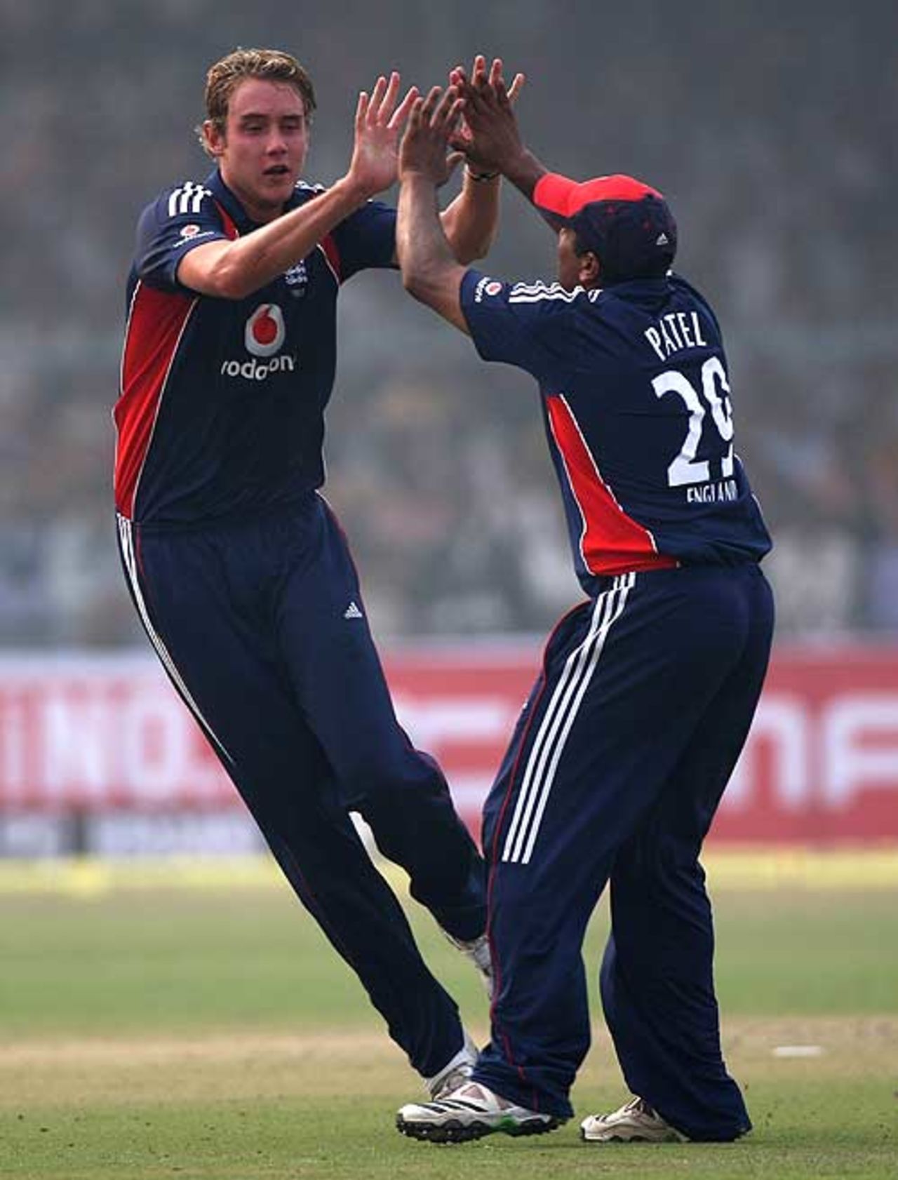 Stuart Broad celebrates bowling Suresh Raina, India v England, 3rd ODI, Kanpur, November 20, 2008