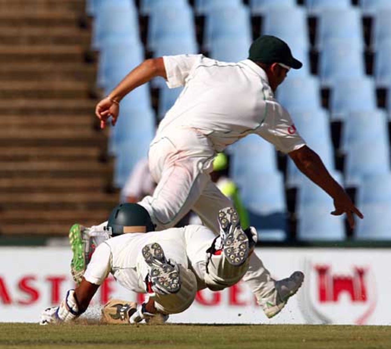 Raqibul Hasan is run out by Ashwell Prince as Bangladesh subside, South Africa v Bangladesh, 2nd Test, Centurion Park, November 28, 2008