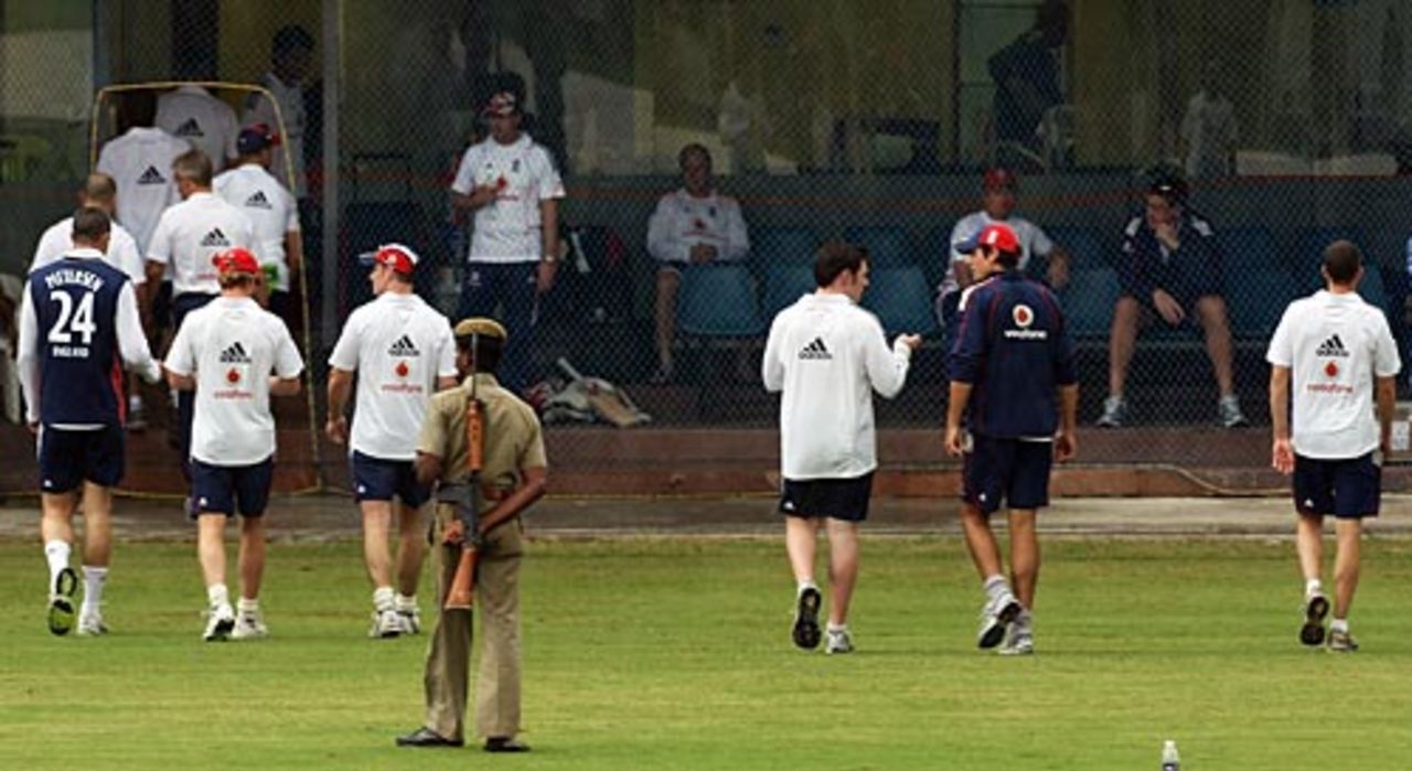 England players head back to the dressing room after the nets session is cut short by rain, Chennai, December 9, 2008