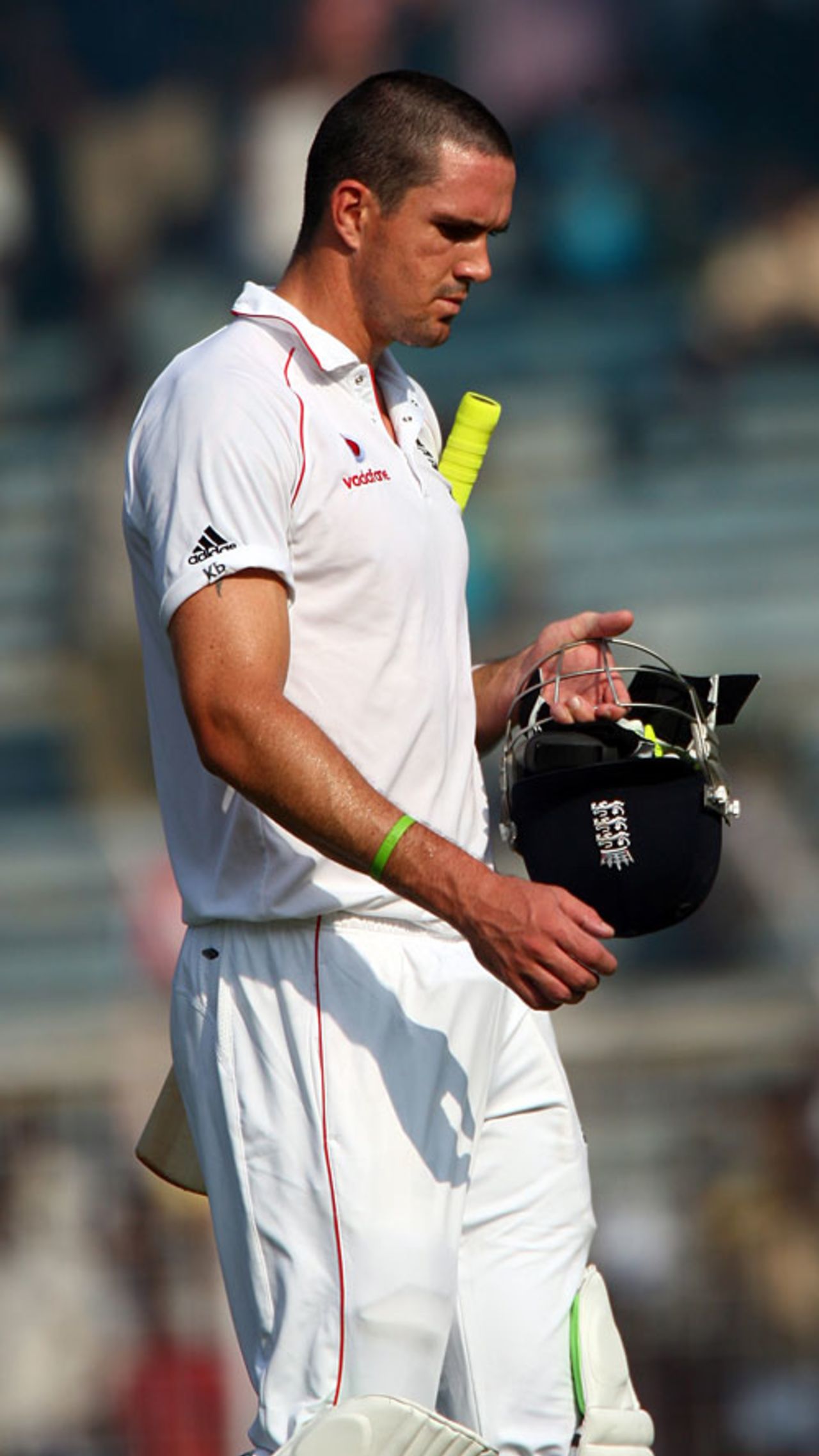 Kevin Pietersen walks back after being dismissed by Zaheer Khan for 4, India v England, 1st Test, Chennai, 1st day, December 11, 2008
