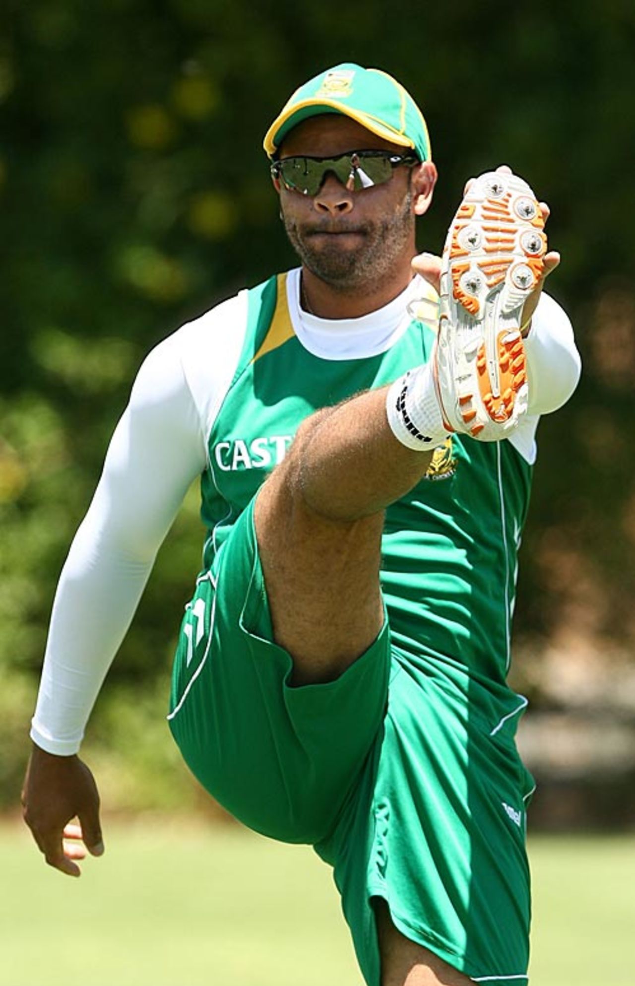 Ashwell Prince stretches during practice, Perth, December 15, 2008