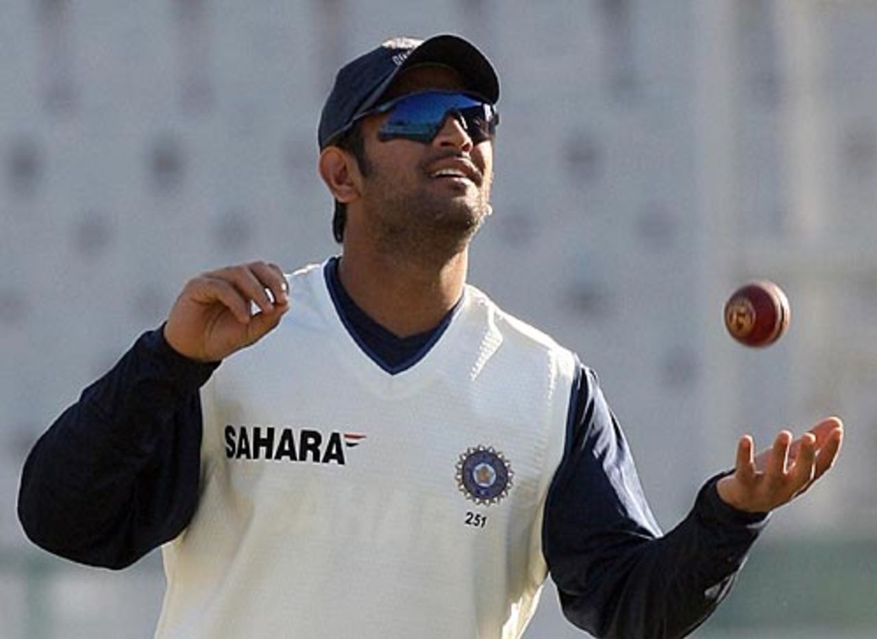 Mahendra Singh Dhoni in action at the nets session, Mohali, December 18, 2008