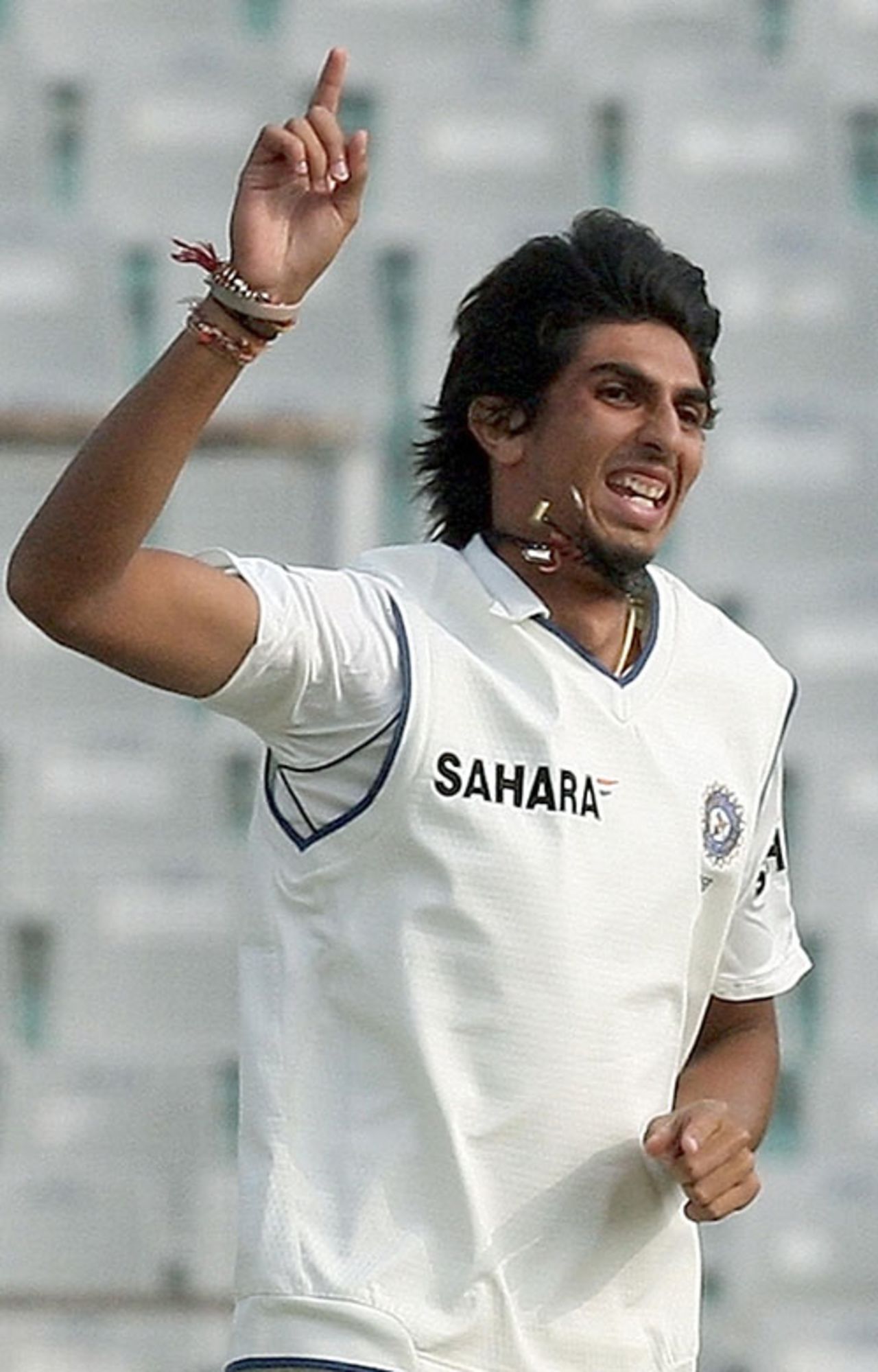 Ishant Sharma relishes bowling Ian Bell, India v England, 2nd Test, Mohali, 3rd day, December 21, 2008