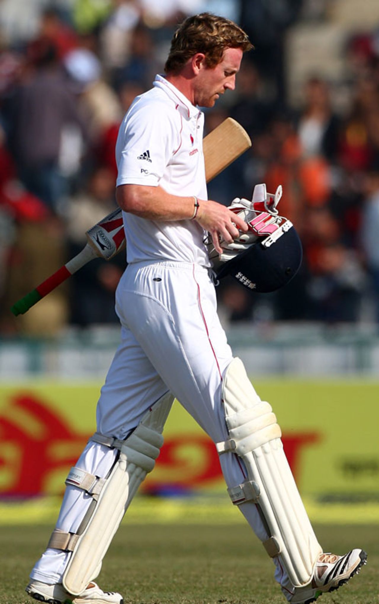 Paul Collingwood trudges back after falling to Amit Mishra, India v England, 2nd Test, Mohali, 3rd day, December 21, 2008