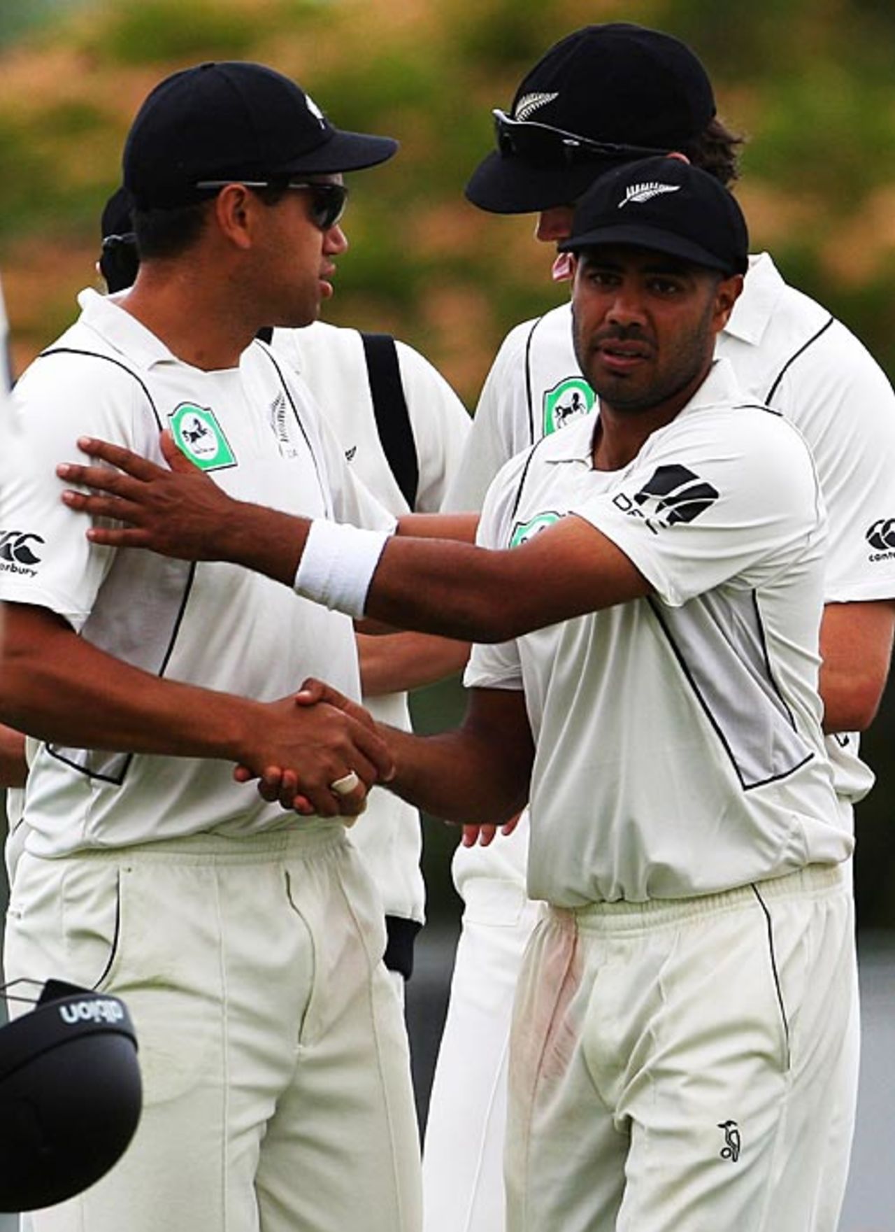 Jeetan Patel is congratulated by Ross Taylor after his five-wicket haul, New Zealand v West Indies, 2nd Test, Napier, 5th day, December 23, 2008