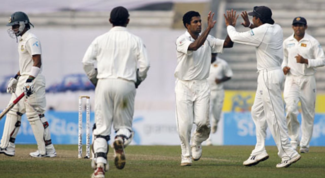 Dammika Prasad celebrates the dismissal of Raqibul Hassan, Bangladesh v Sri Lanka, 1st Test, Mirpur, 1st day, December 26, 2008