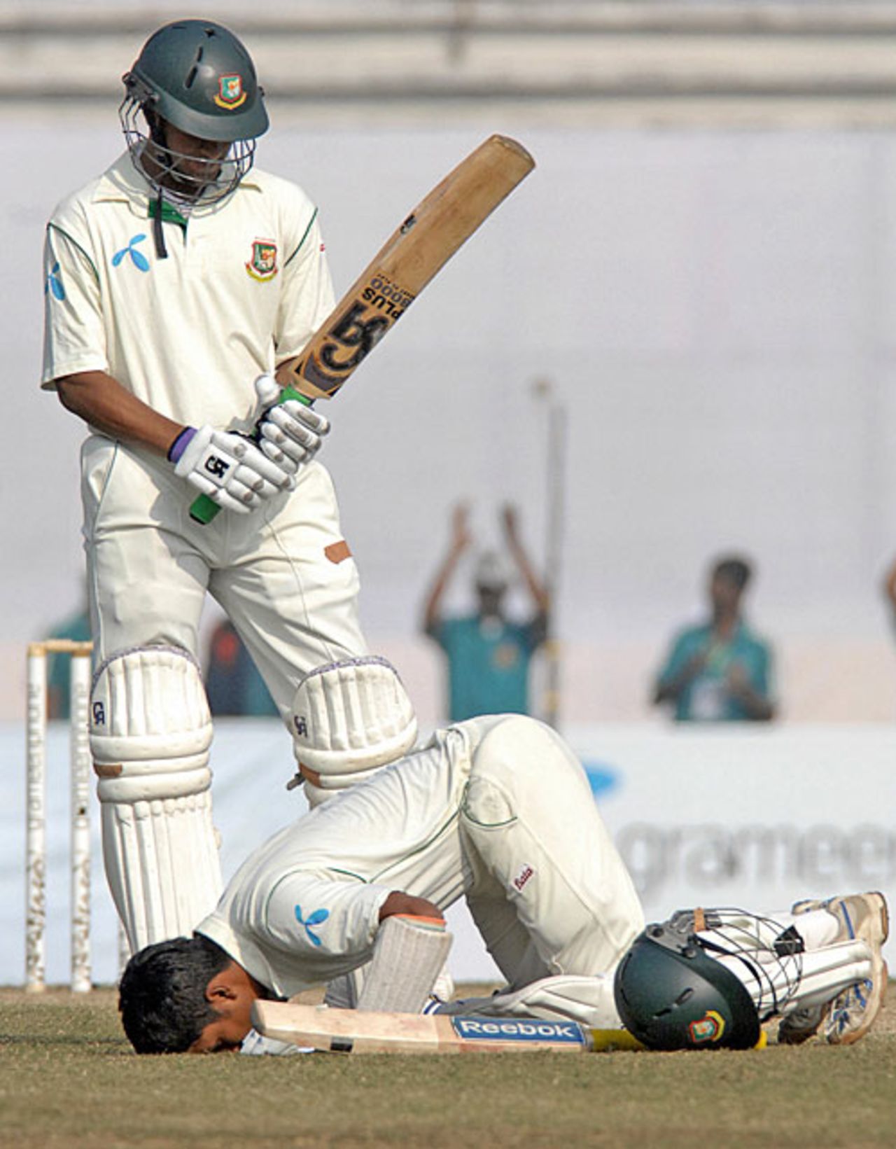 Mohammad Ashraful scored 101 off 193, Bangladesh v Sri Lanka, 1st Test, Dhaka, 5th day, December 31, 2008