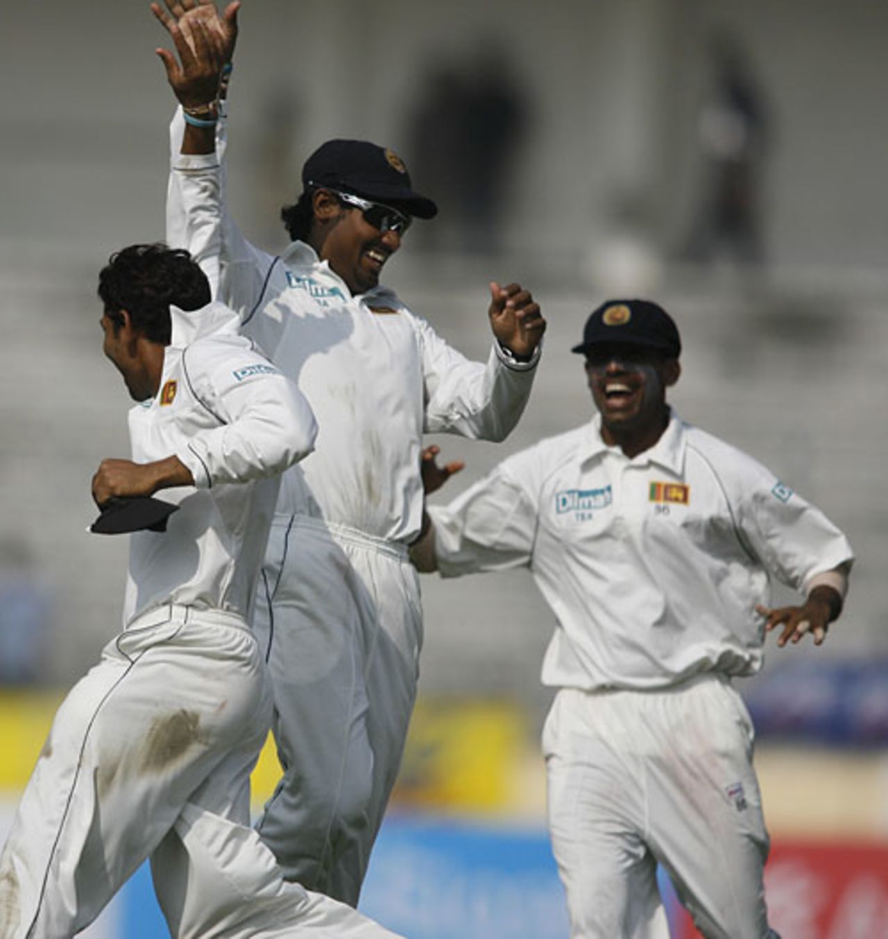 Tillakaratne Dilshan and Chamara Kapugedera are ecstatic after running out Mahbubul Alam, Bangladesh v Sri Lanka, 1st Test, Dhaka, 5th day, December 31, 2008