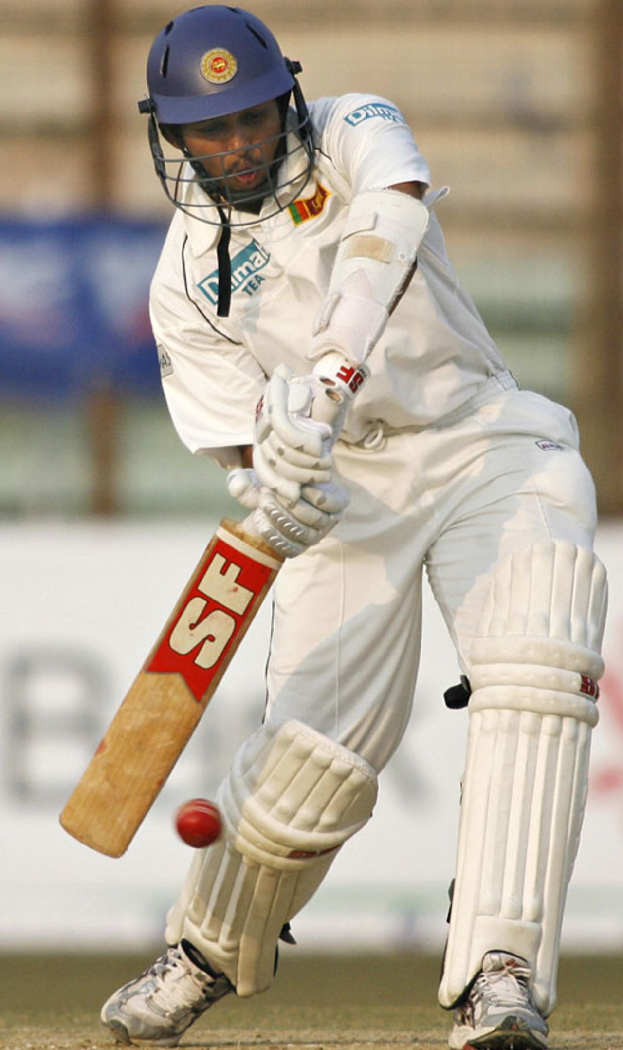 Tillakaratne Dilshan drives, Bangladesh v Sri Lanka, 2nd Test, Chittagong, 3rd day, January 5, 2008