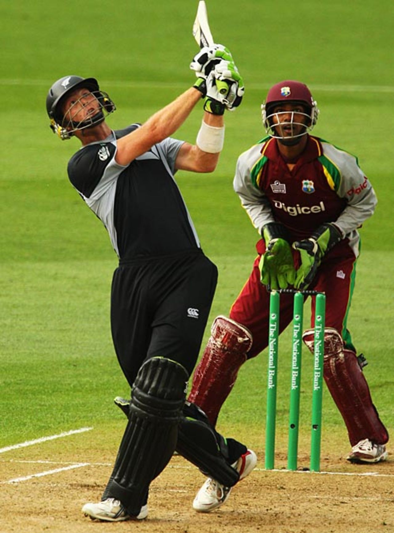 Martin Guptill goes over the top, New Zealand v West Indies, 4th ODI, Auckland, January 10, 2009