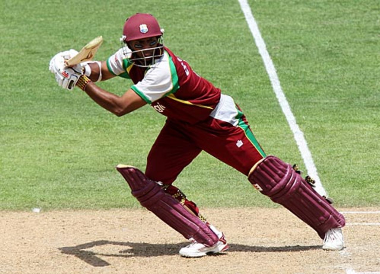 Shivnarine Chanderpaul guides one towards backward point, New Zealand v West Indies, 5th ODI, Napier, January 13, 2009
