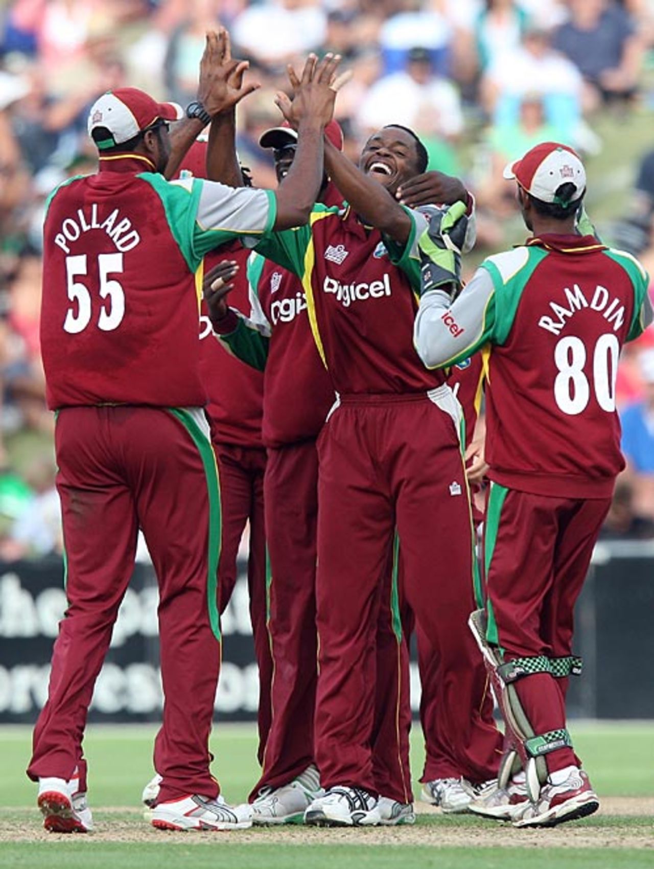 Daren Powell is mobbed by team-mates after removing Neil Broom, New Zealand v West Indies, 5th ODI, Napier, January 13, 2009