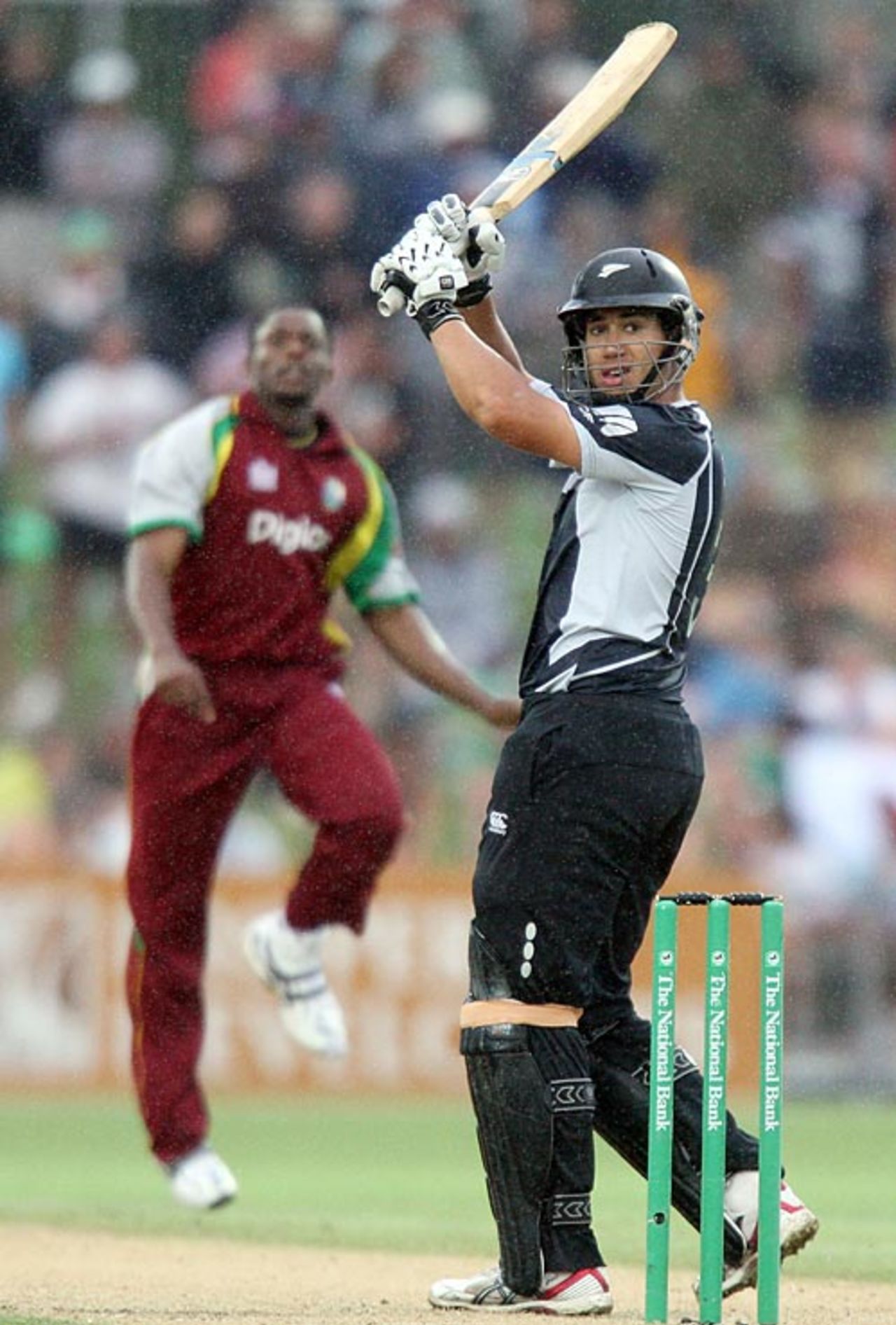 Ross Taylor lifts one over leg slip, New Zealand v West Indies, 5th ODI, Napier, January 13, 2009