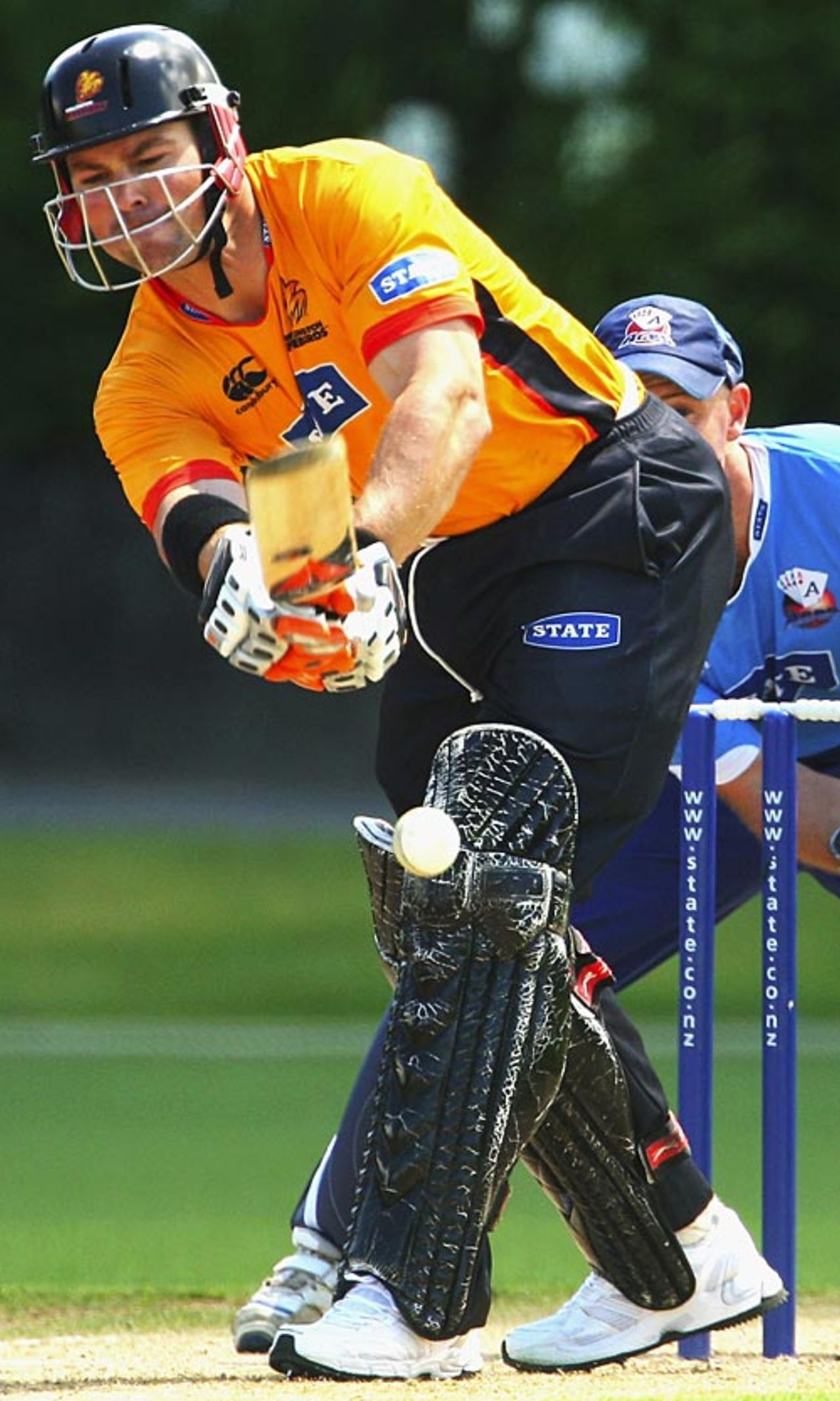 Matthew Bell works it on the leg side, Auckland v Wellington, State Shield, Auckland, January 14, 2009