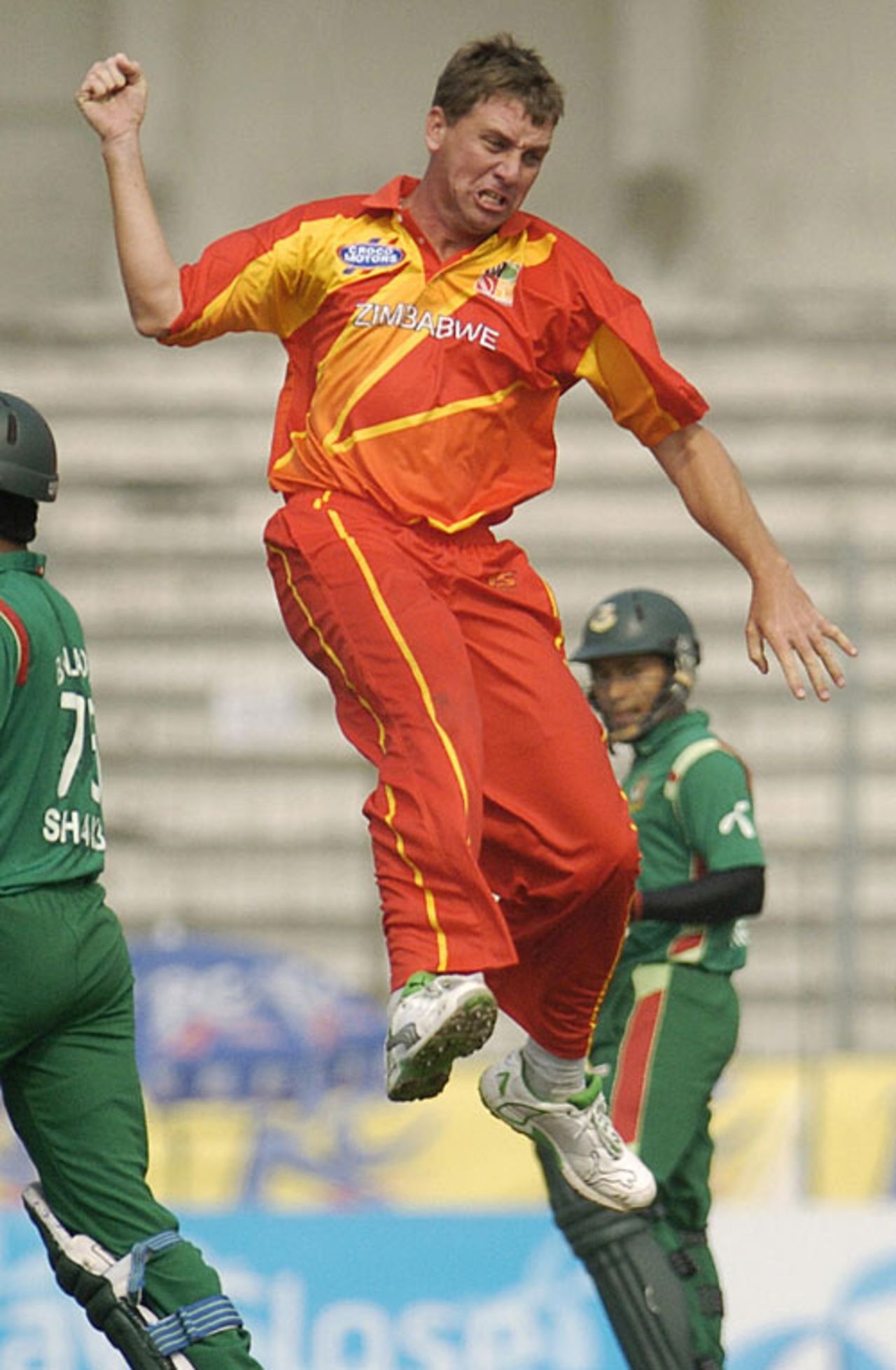 Ray Price celebrates one of his four wickets, Bangladesh v Zimbabwe, 1st ODI, Mirpur, January 19, 2009