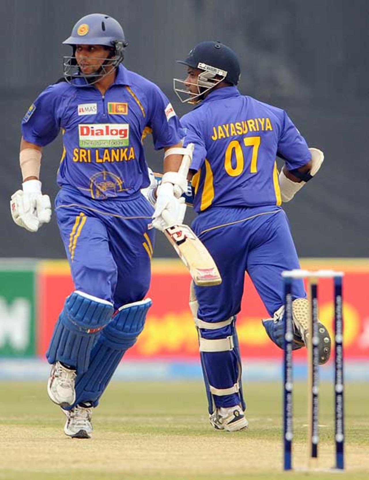 Tillakaratne Dilshan and Sanath Jayasuriya put on 76, Pakistan v Sri Lanka, 3rd ODI, Lahore, January 24, 2009