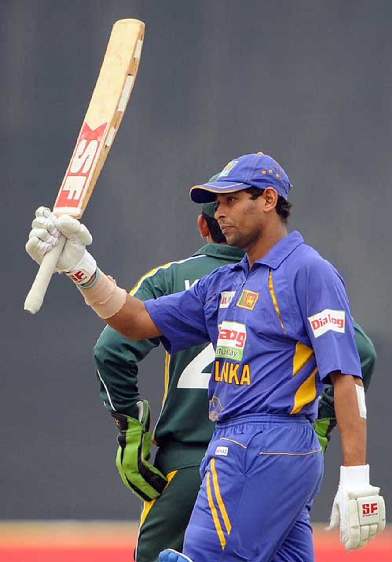Tillakaratne Dilshan celebrates his half-century, Pakistan v Sri Lanka, 3rd ODI, Lahore, January 24, 2009
