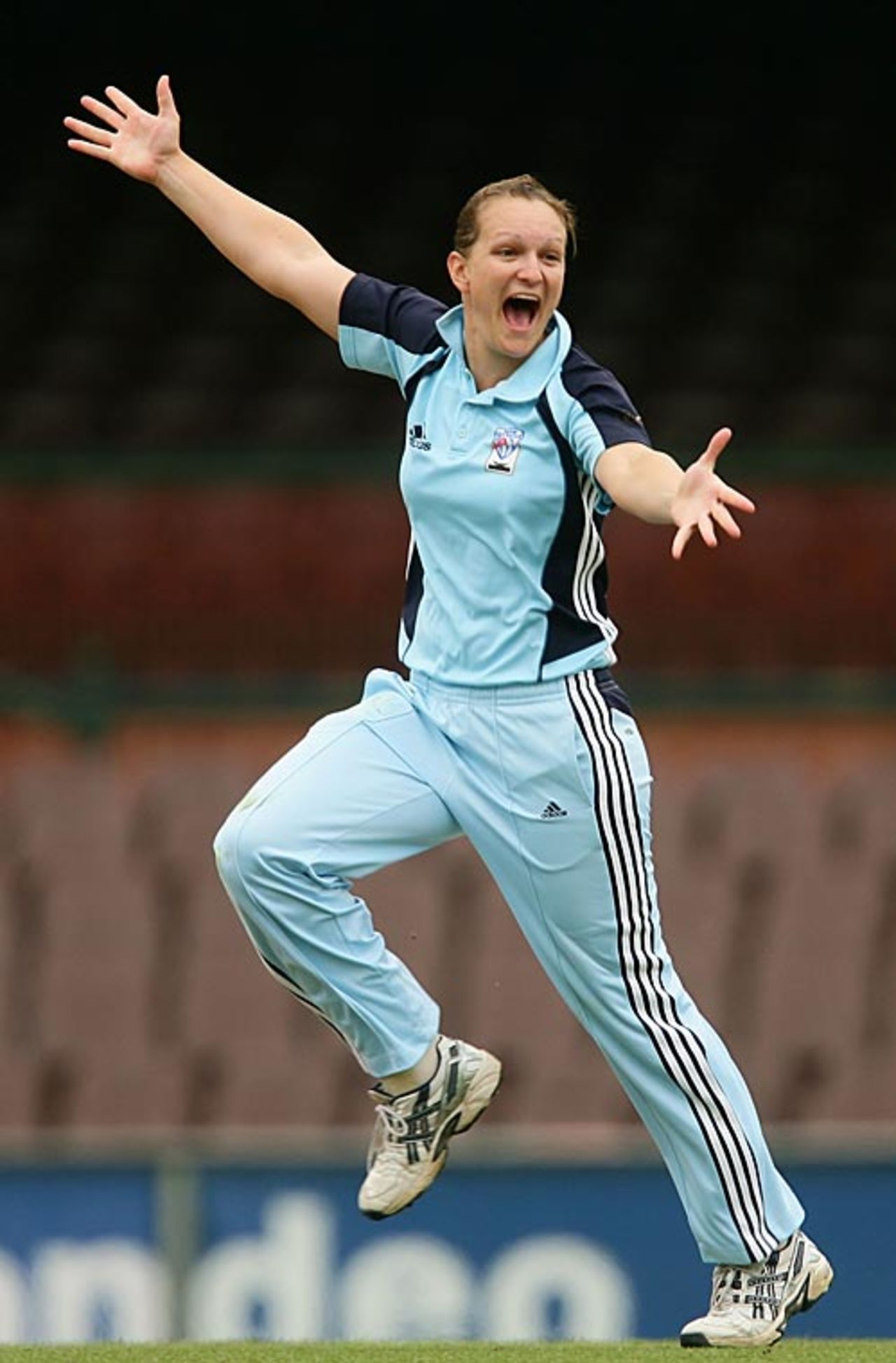 Sarah Aley is ecstatic after dismissing Elyse Villani, New South Wales v Victoria, Women's National Cricket League final, January 25, 2009
