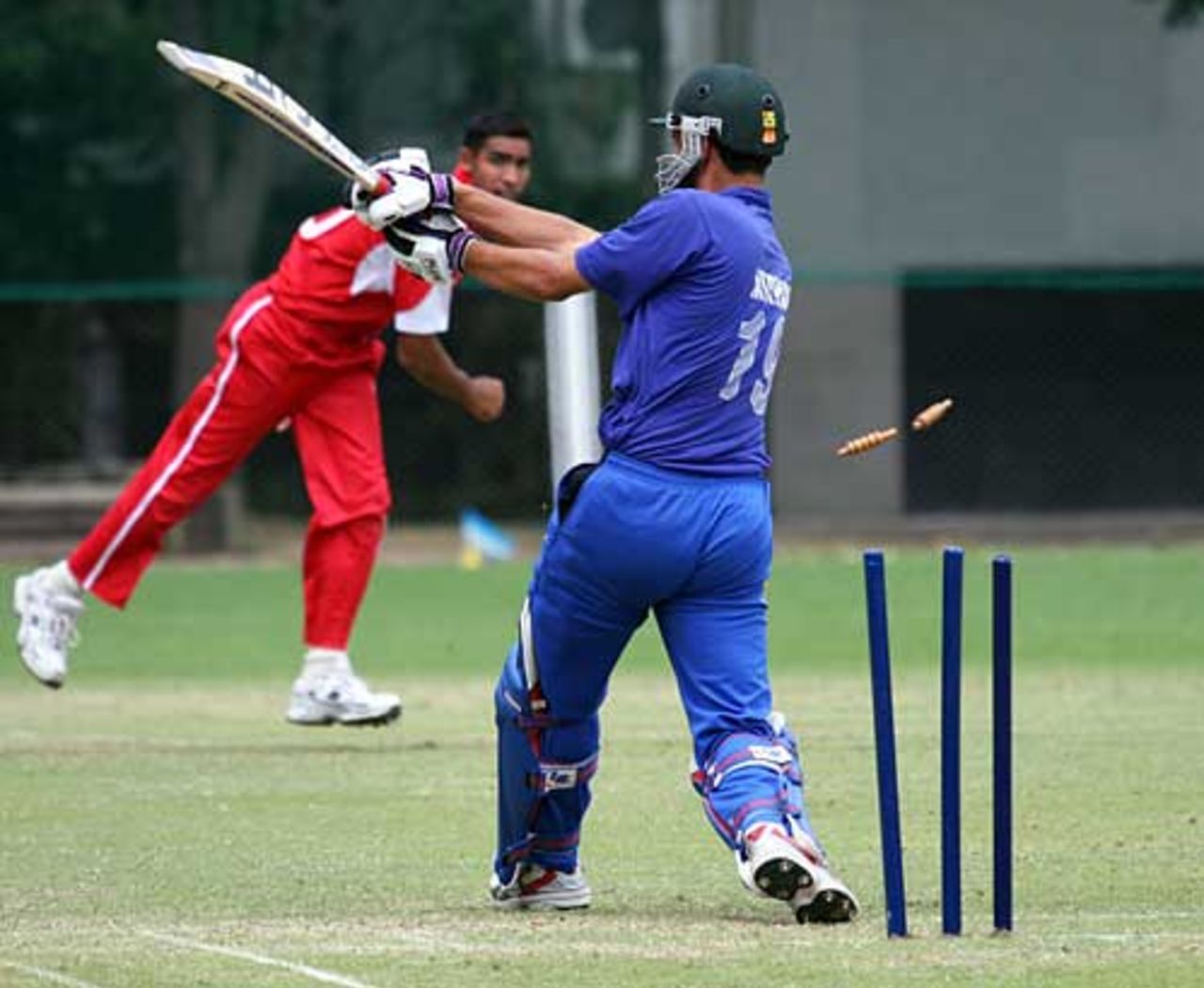 Mirwais Ashraf is cleaned up by Irfan Ahmed, Afghanistan v Hong Kong, World Cricket League, Buenos Aires, January 25, 2009