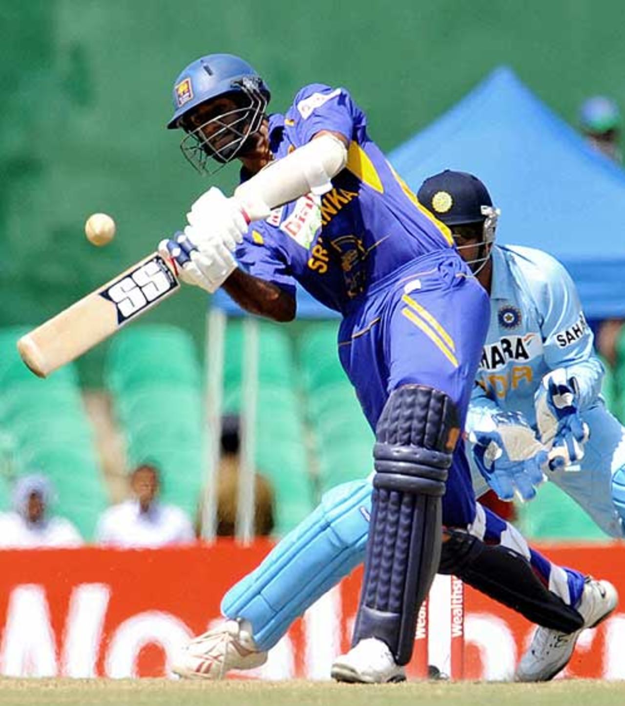 Farveez Maharoof hit a breezy 35 in Dambulla, Sri Lanka v India, 1st ODI, Dambulla, January 28, 2009