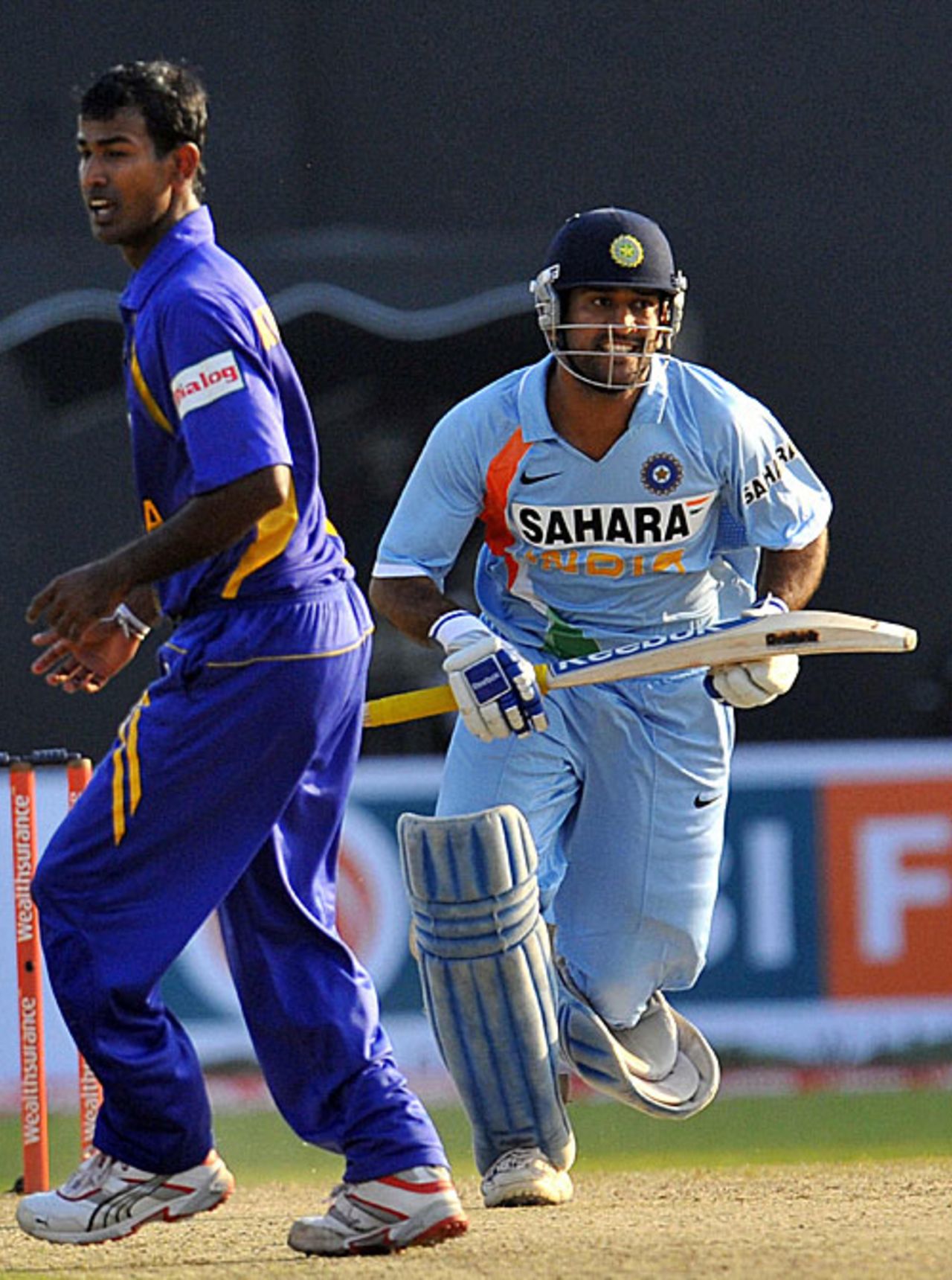 Mahendra Singh Dhoni pushes a single, Sri Lanka v India, 2nd ODI, Colombo, January 31, 2009