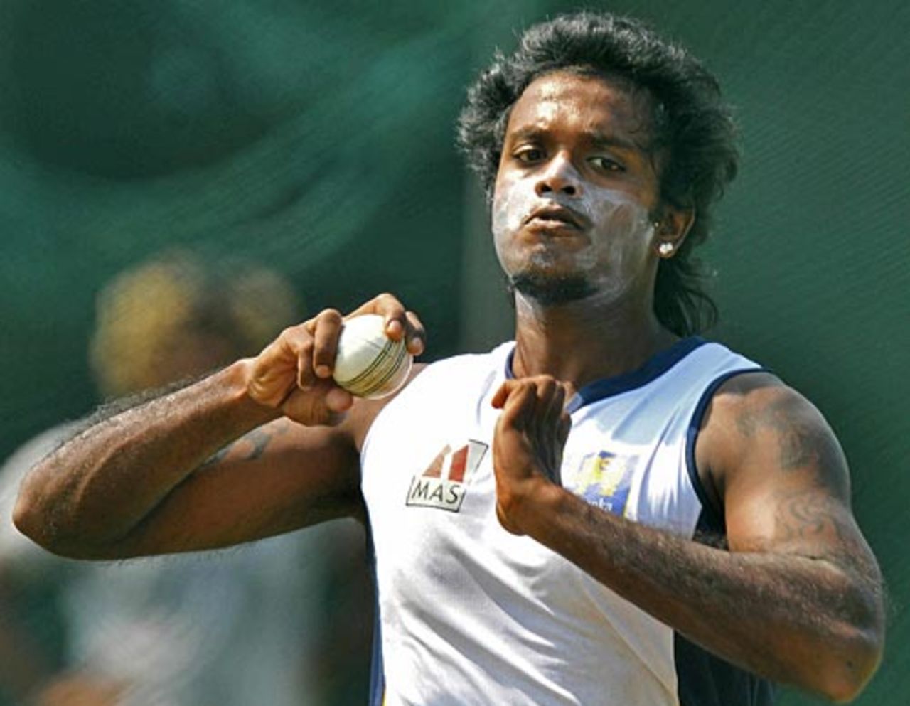 Dilhara Fernando in action, Colombo, February 2, 2009