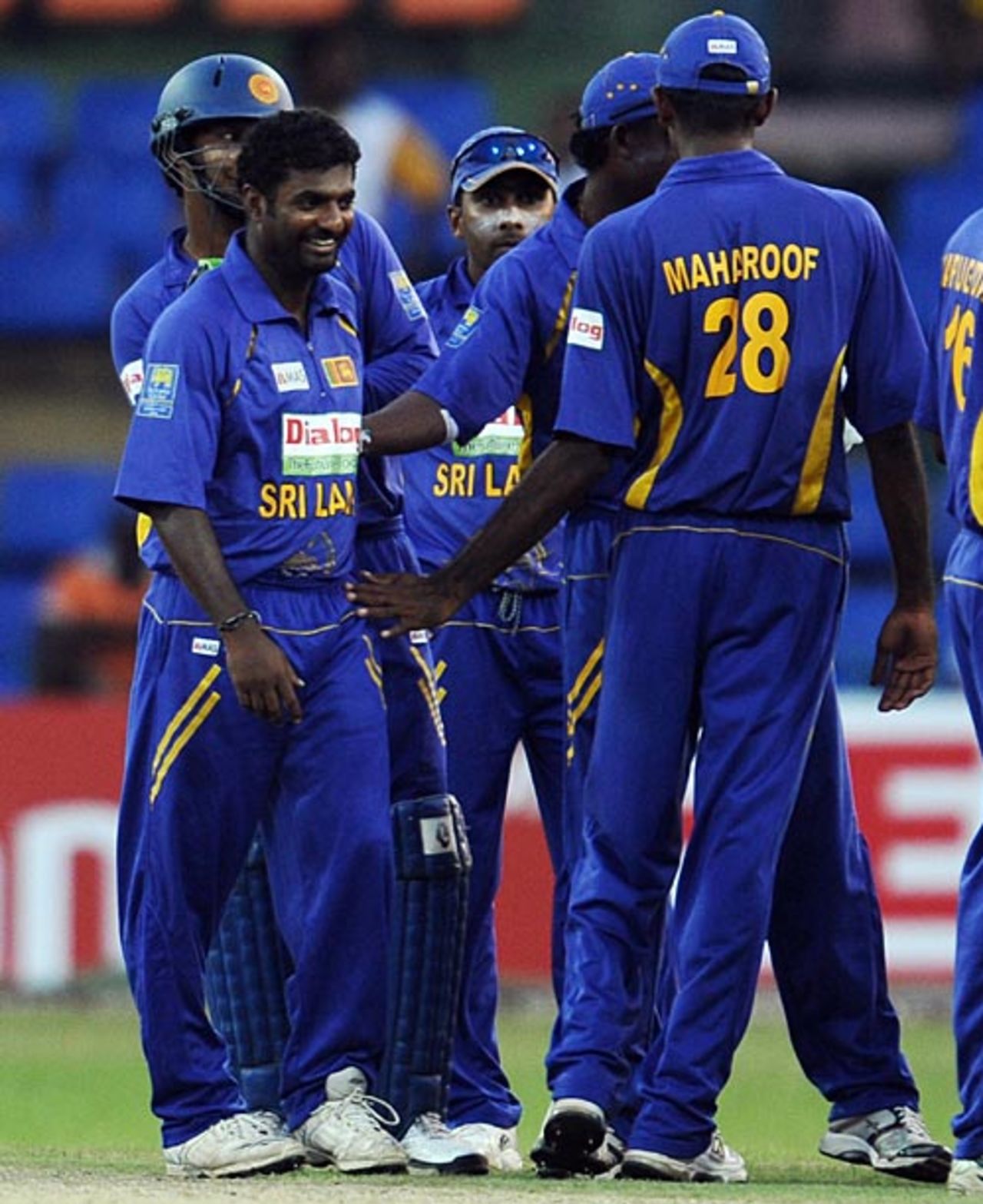 The Sri Lankans celebrate Muttiah Muralitharan's 503rd wicket, Sri Lanka v India, 4th ODI, Premadasa Stadium, Colombo, February 5, 2009