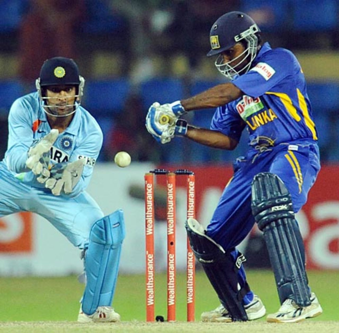 Mahela Jayawardene cuts, Sri Lanka v India, 4th ODI, Premadasa Stadium, Colombo, February 5, 2009