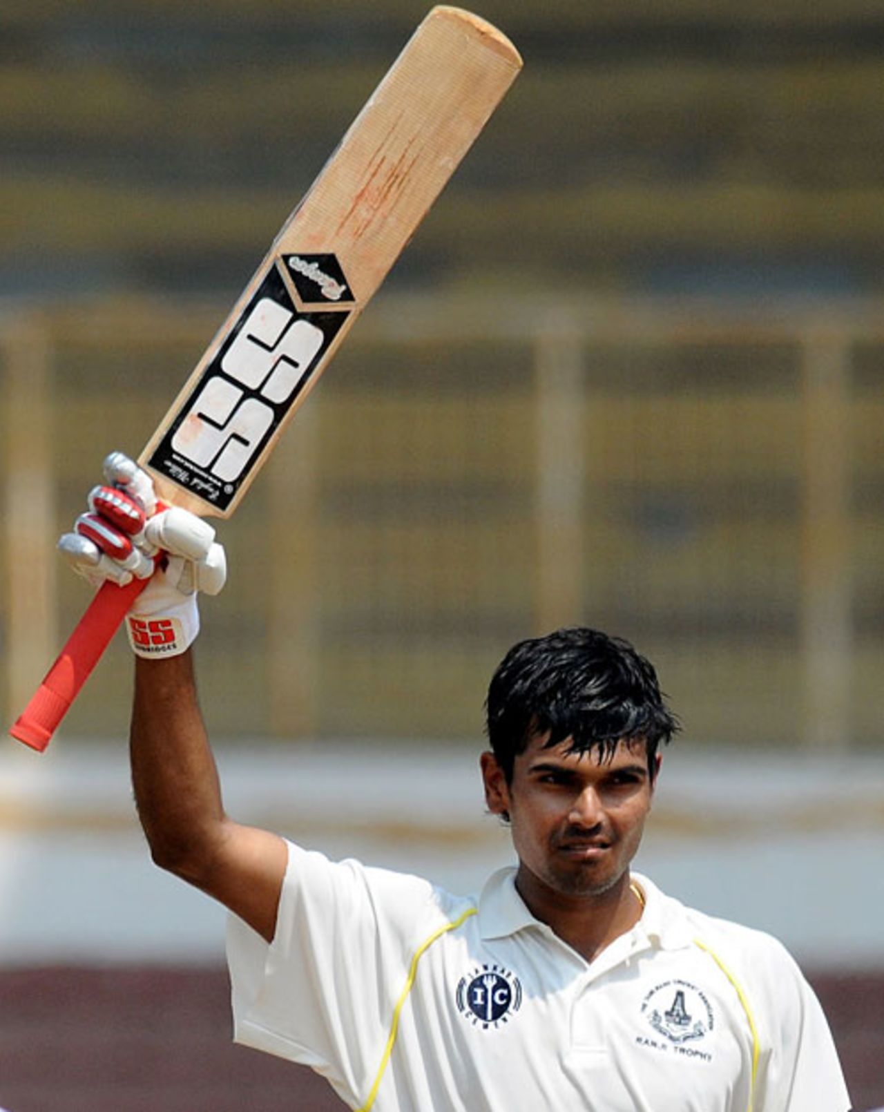 S Badrinath raises his bat after reaching his century, South Zone v West Zone, Duleep Trophy final, Chennai, 3rd day, February 7, 2009