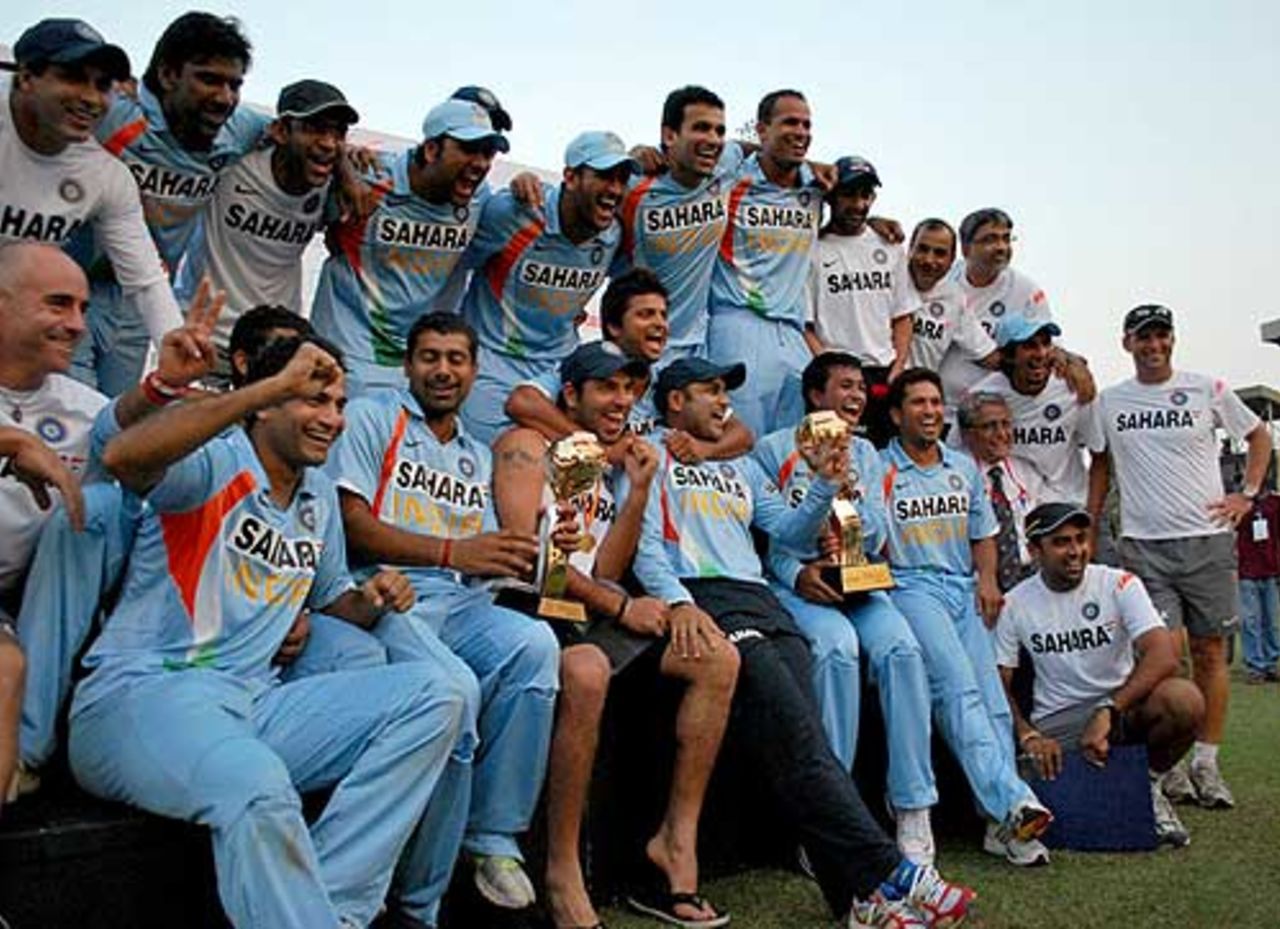 The Indian contingent celebrates a series win over Sri Lanka, Sri Lanka v India, 5th ODI, Premadasa Stadium, Colombo, February 8, 2009