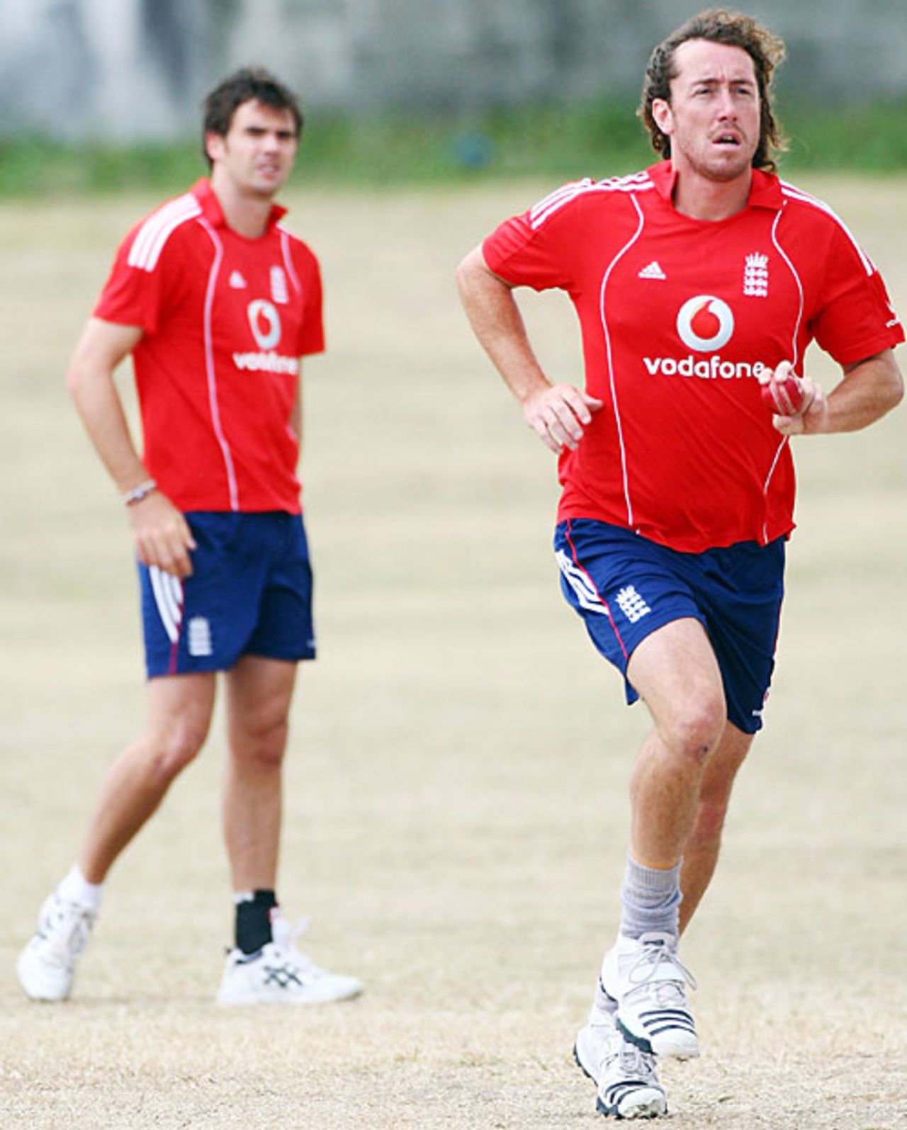 Ryan Sidebottom runs in to bowl in the nets, Antigua, February 14, 2009