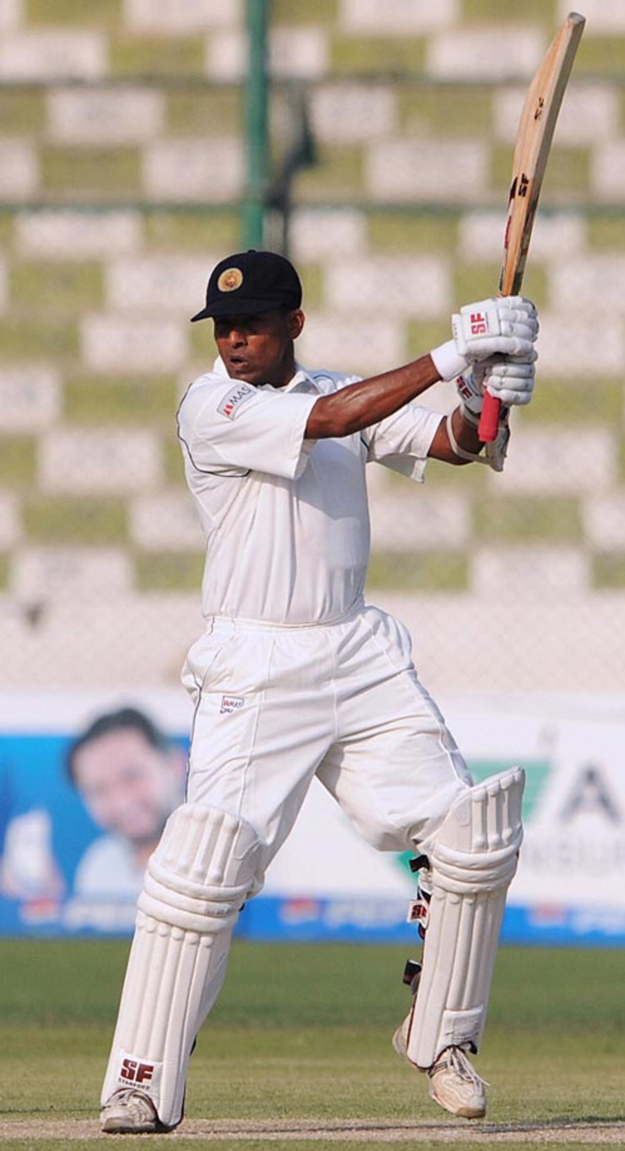 Thilan Samaraweera cuts, Pakistan v Sri Lanka, 1st Test, Karachi, 1st day, February 21, 2009