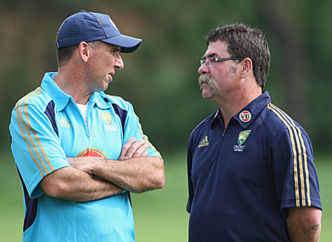 Tim Nielsen has a word with selector David Boon, Johannesburg, February 24, 2009