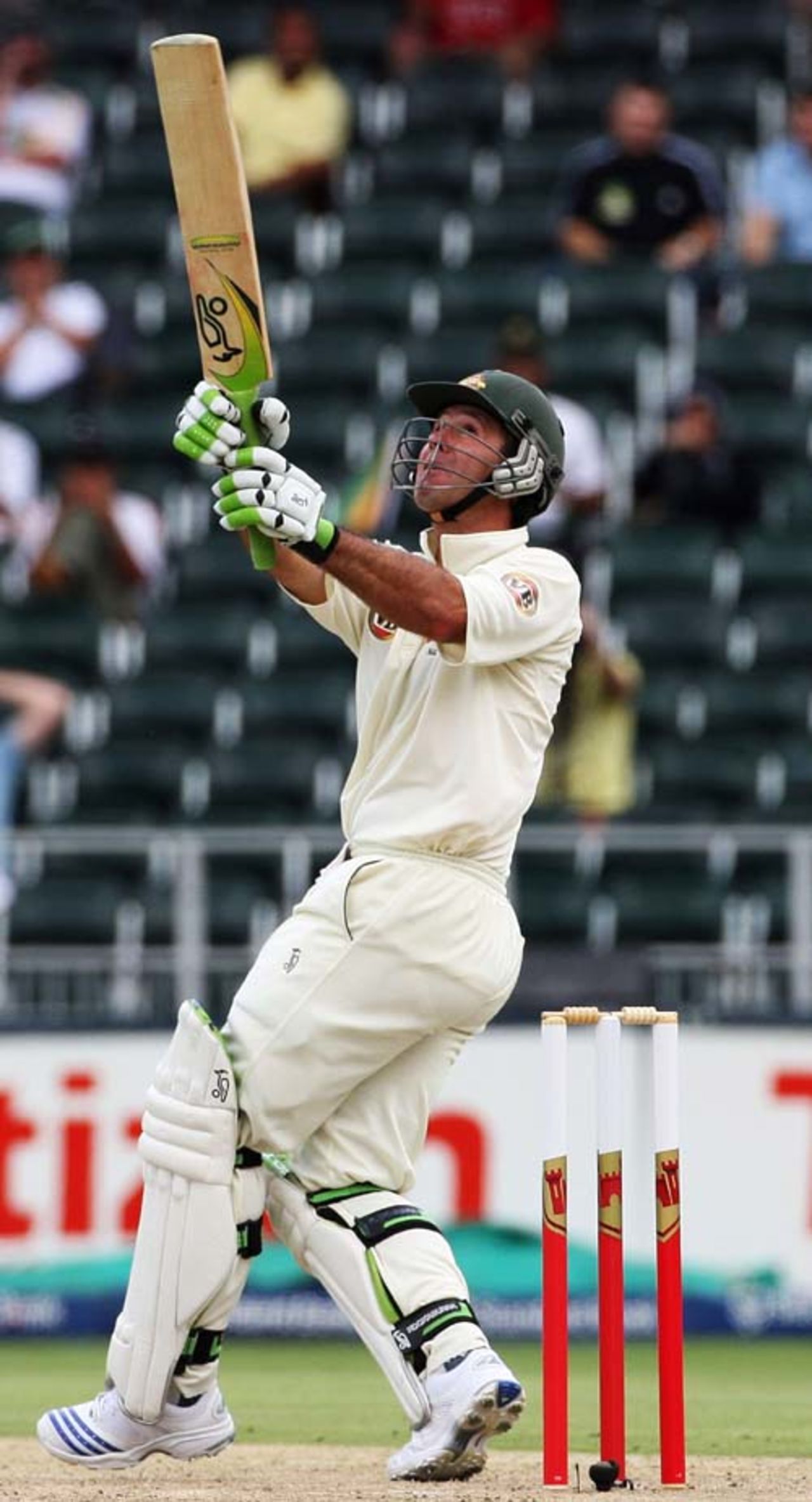 Ricky Ponting hooked Dale Steyn for a six, South Africa v Australia, 1st Test, Johannesburg, 1st day, February 26, 2009