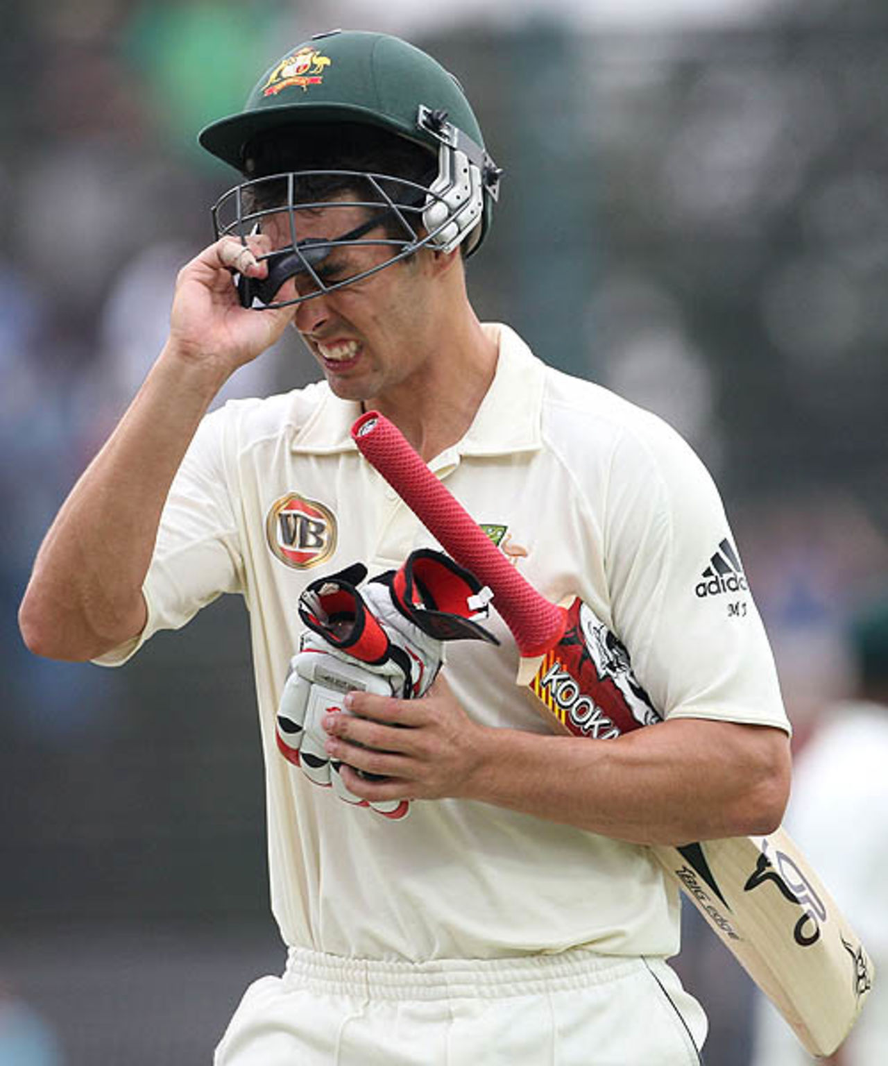 Mitchell Johnson was stranded on 96, South Africa v Australia, 1st Test, Johannesburg, 2nd day, February 27, 2009