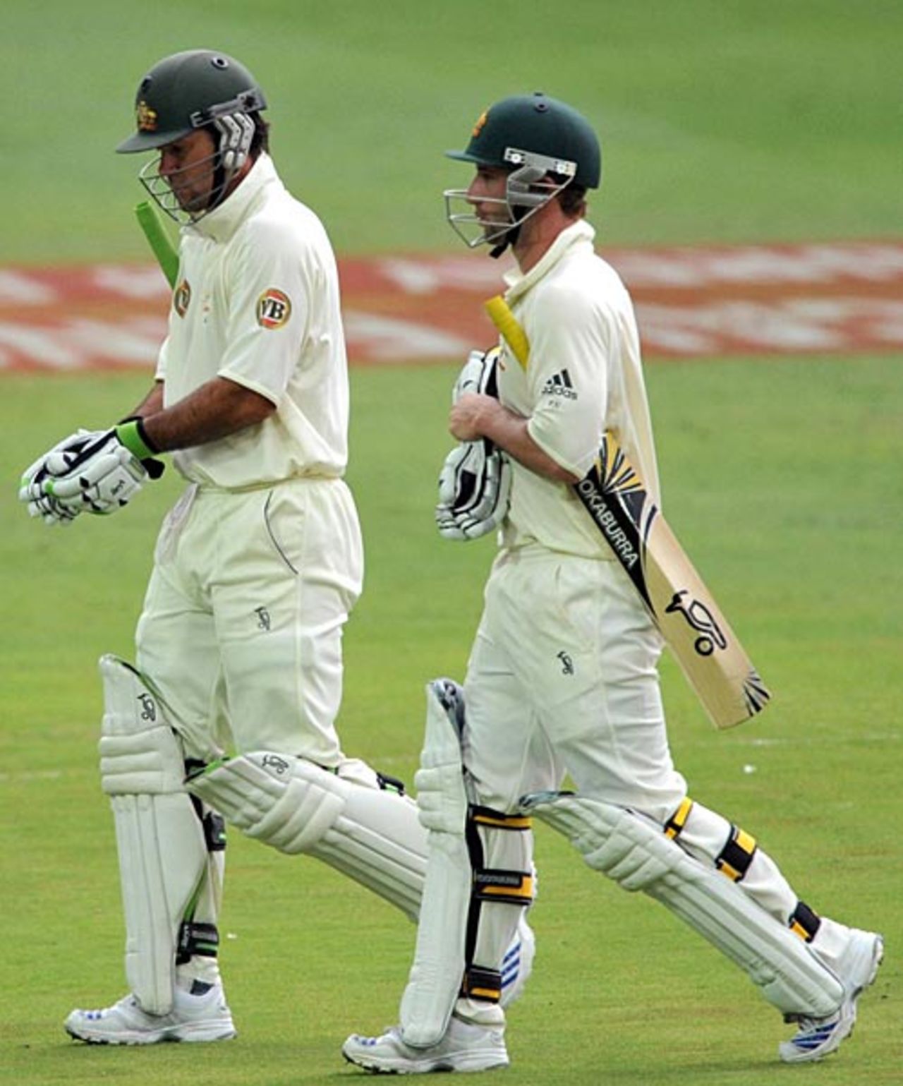Ricky Ponting and Phillip Hughes go off for bad light, South Africa v Australia, 1st Test, Johannesburg, 3rd day, February 28, 2009