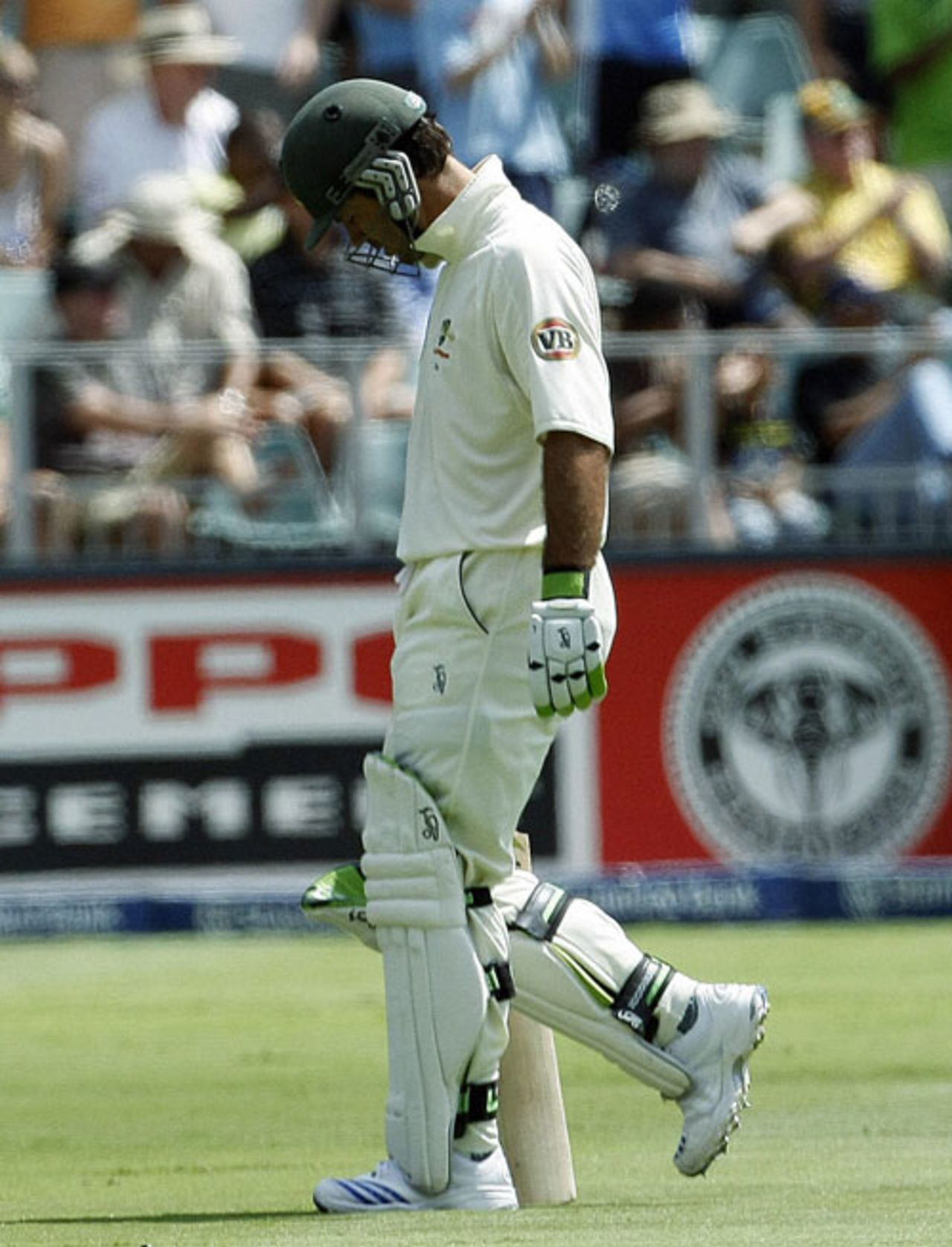 Ricky Ponting heads back after being caught for 25, South Africa v Australia, 1st Test, Johannesburg, 4th day, March 1, 2009