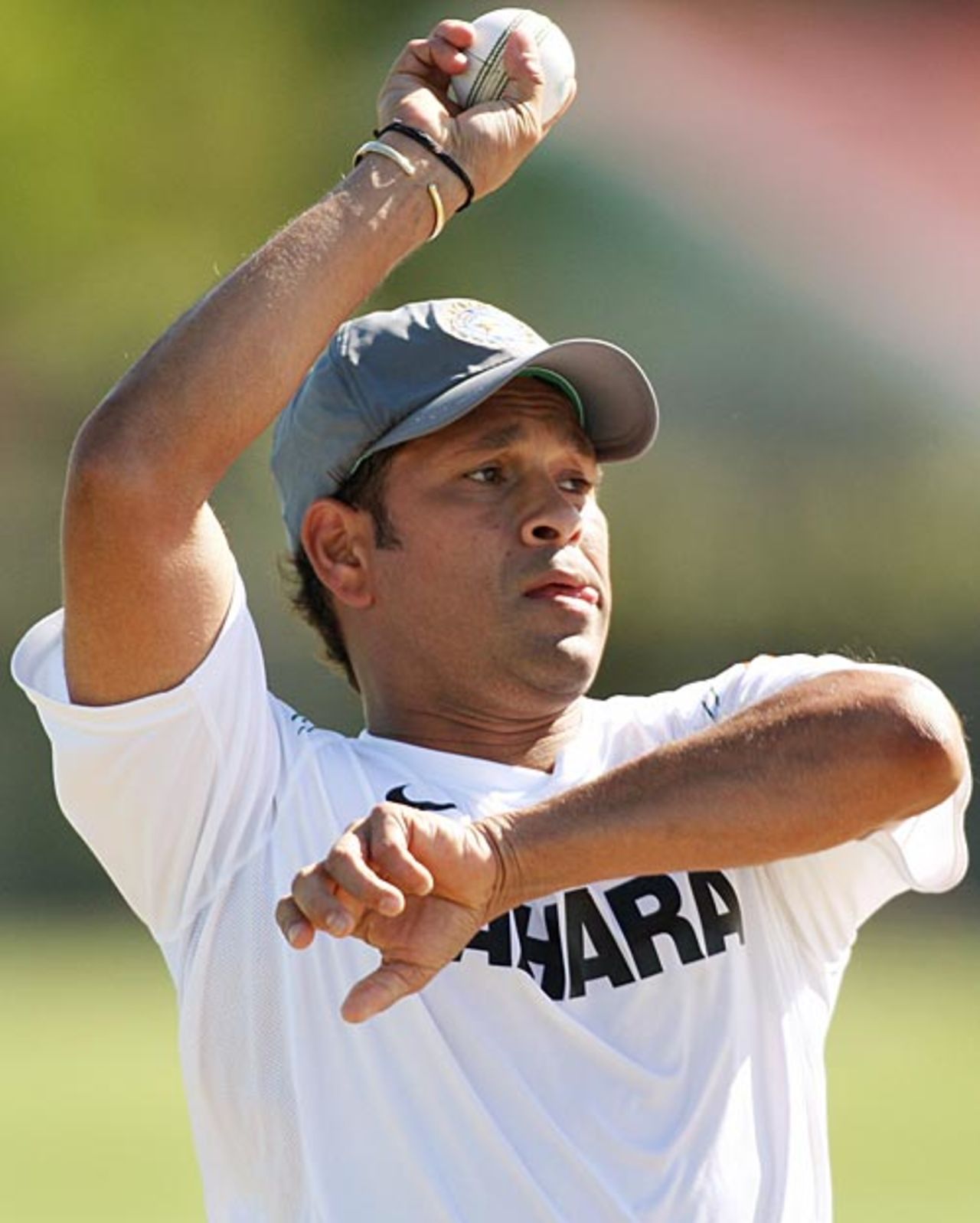 Sachin Tendulkar bowls, Napier, March 2, 2009