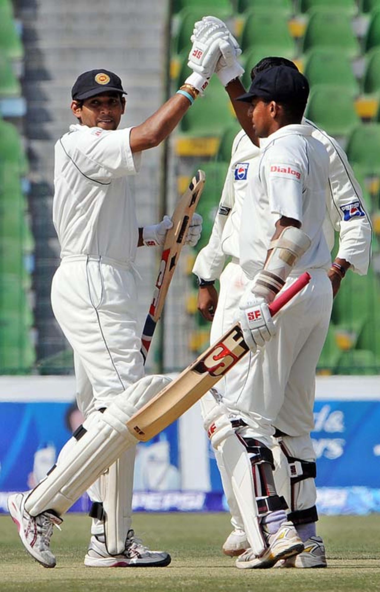 Tillakaratne Dilshan and Thilan Samaraweera punished Pakistan, Pakistan v Sri Lanka, 2nd Test, 2nd day, March 2, 2009