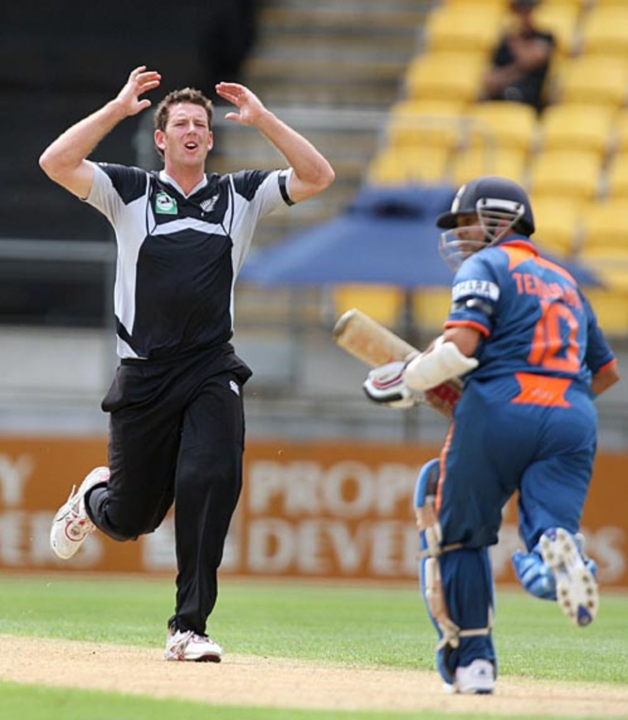Ian Butler rues a close call against Sachin Tendulkar, New Zealand v India, 2nd ODI, Westpac Stadium, Wellington, March 6, 2009