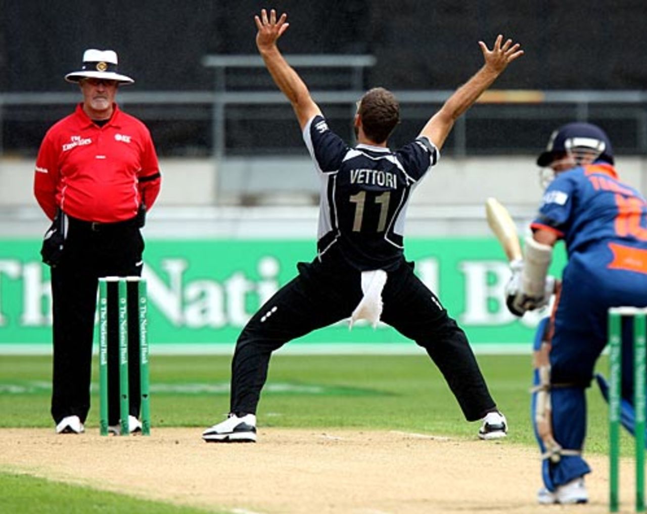 Daniel Vettori appeals for an lbw against Sachin Tendulkar, New Zealand v India, 2nd ODI, Westpac Stadium, Wellington, March 6, 2009