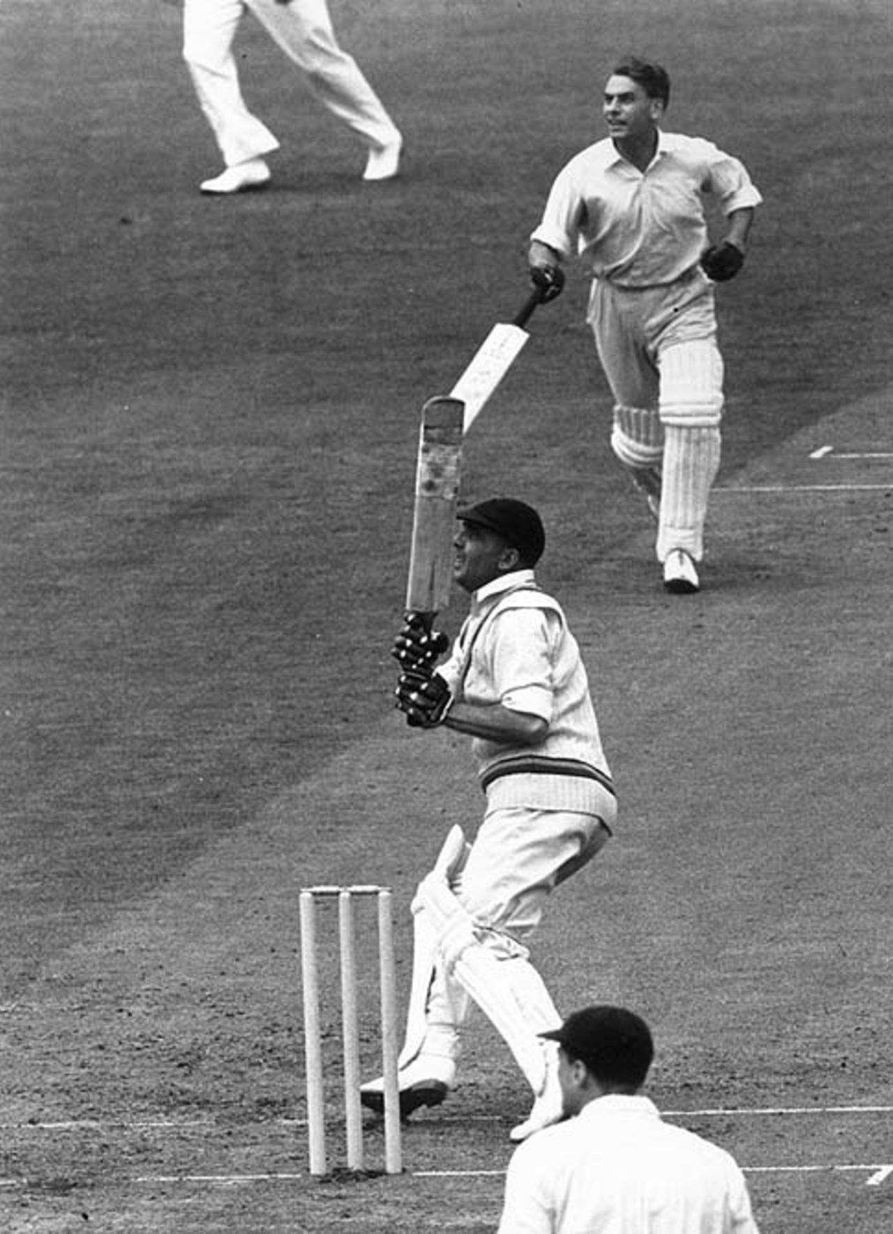 Les Ames plays the pull, Surrey v Kent, County Championship, The Oval, July 13-16, 1946