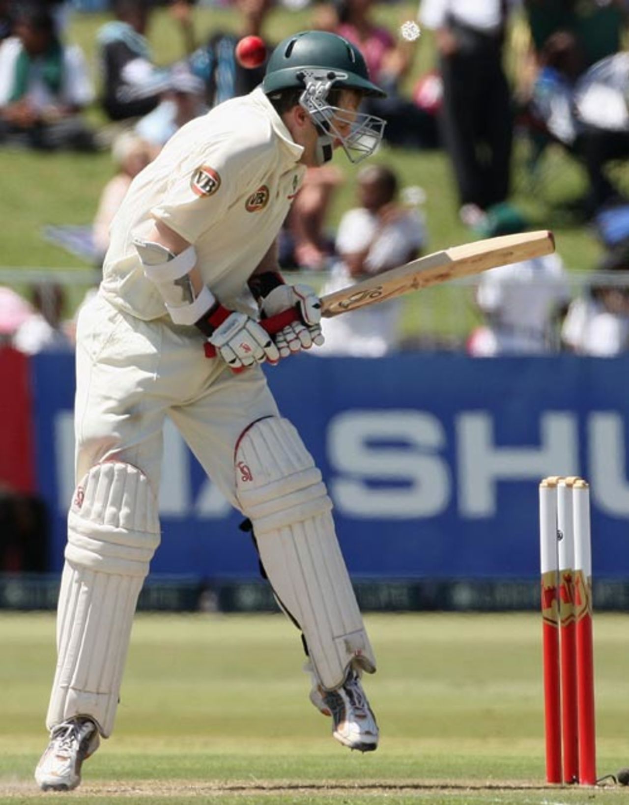 Simon Katich doesn't deal with a short ball very well, South Africa v Australia, 2nd Test, Durban, 1st day, March 6, 2009