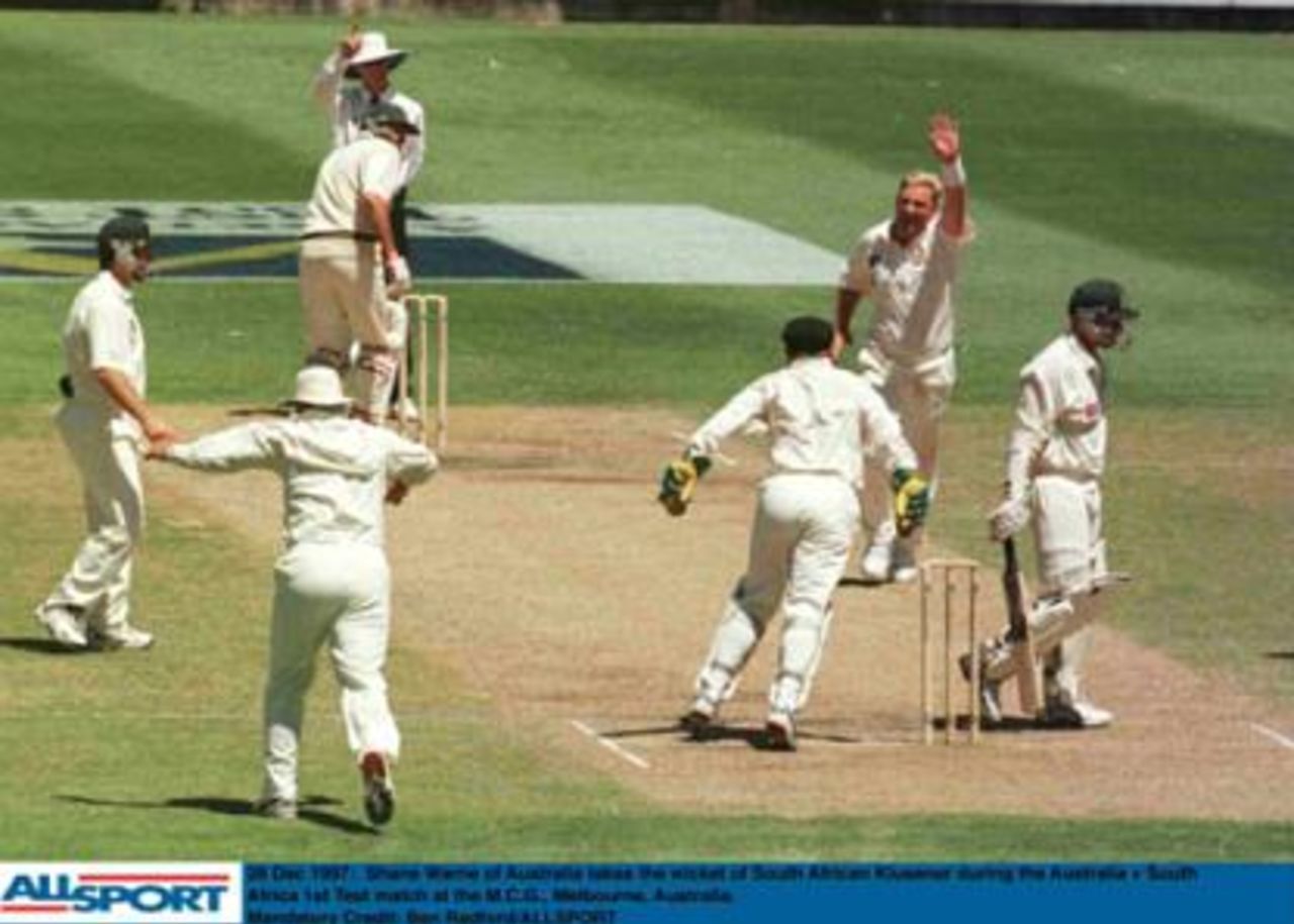 28th December 1997 Australia v South Africa Test 1,  Warne dismisses Klusener