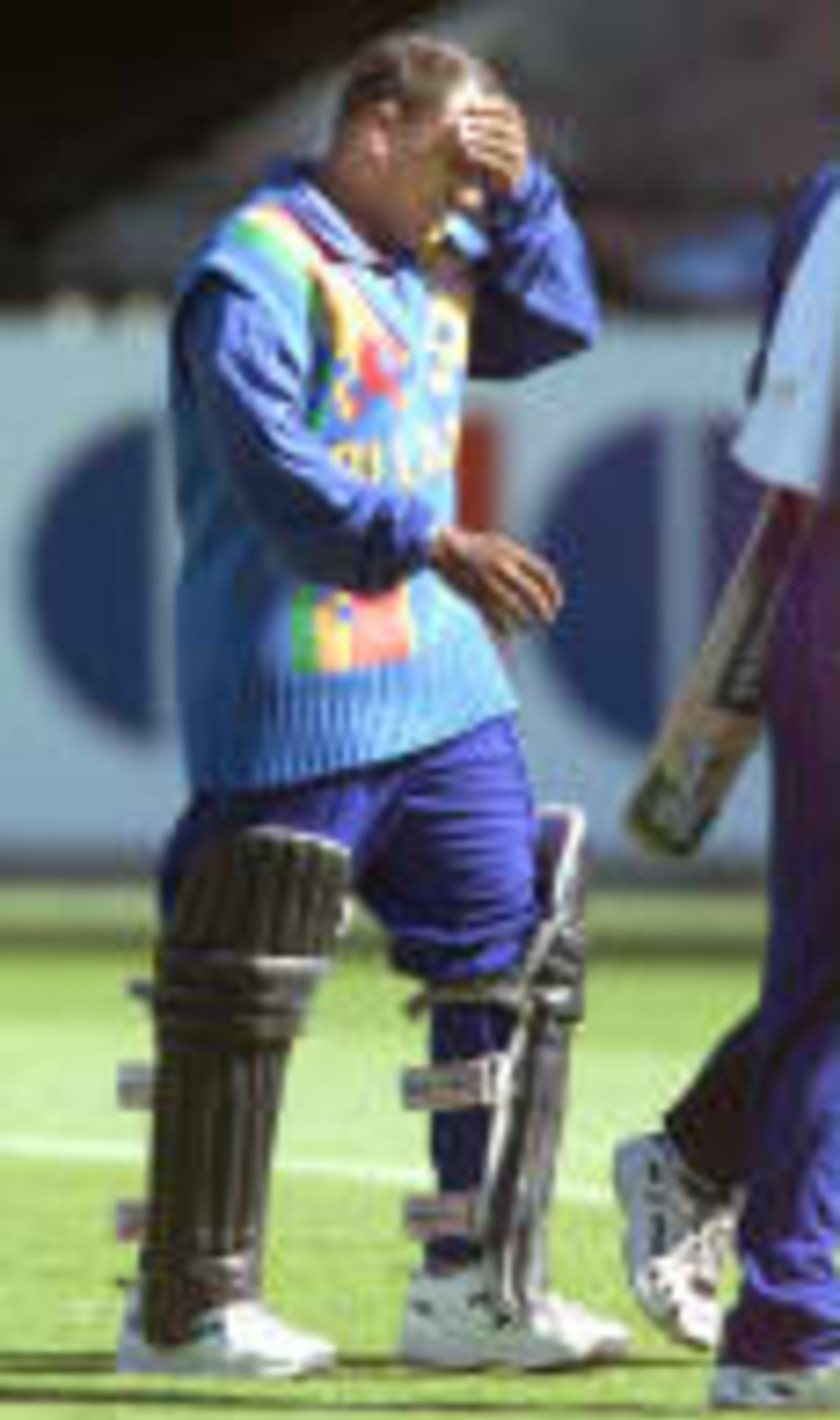 Aravinda de Silva leaves the ground retired hurt with an thigh injury January 8 1999 Melbourne