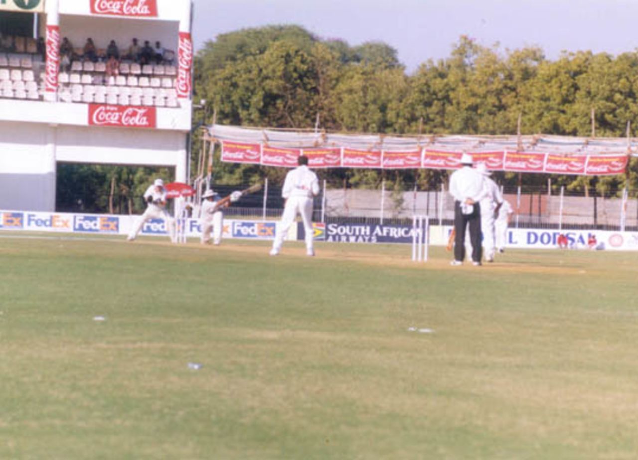 FedEx Cup 1999, Second OD: Omar Henry bowling to Sandeep Patil