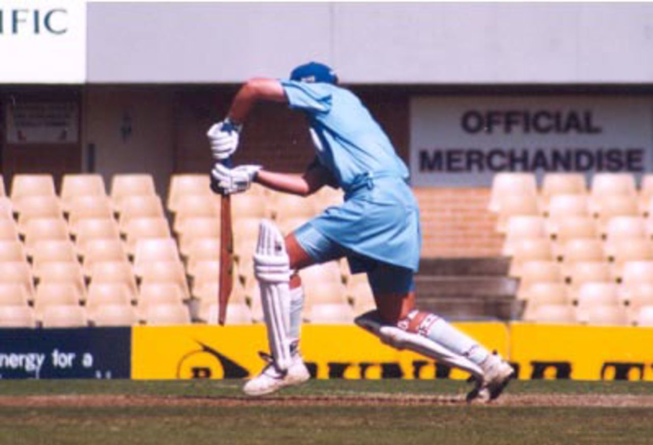 Bronwyn Calver batting for NSW in the 2nd Australian NWCL final, 18 December 1999